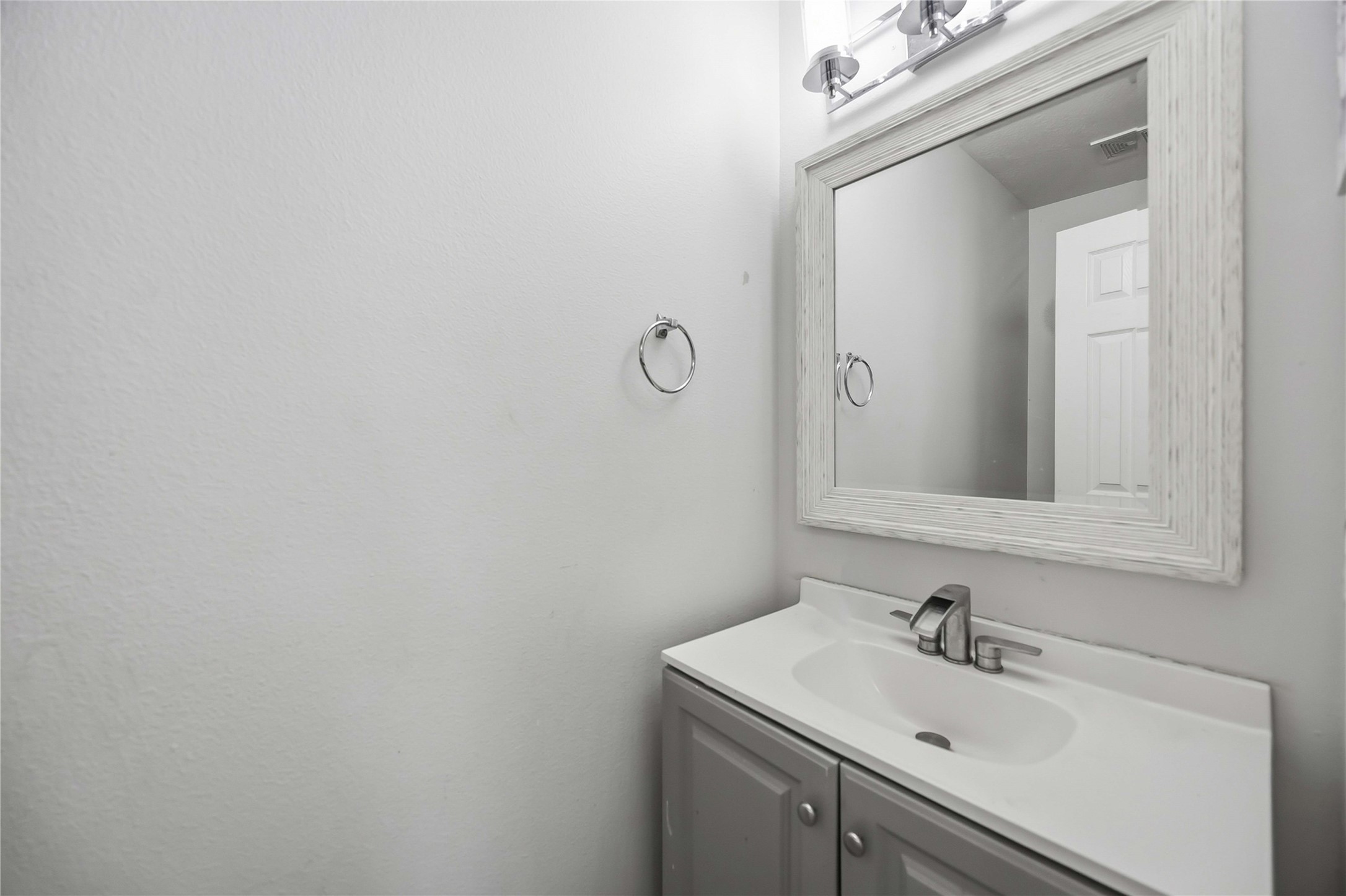 5735 Clerkenwell Drive Property Photo 22