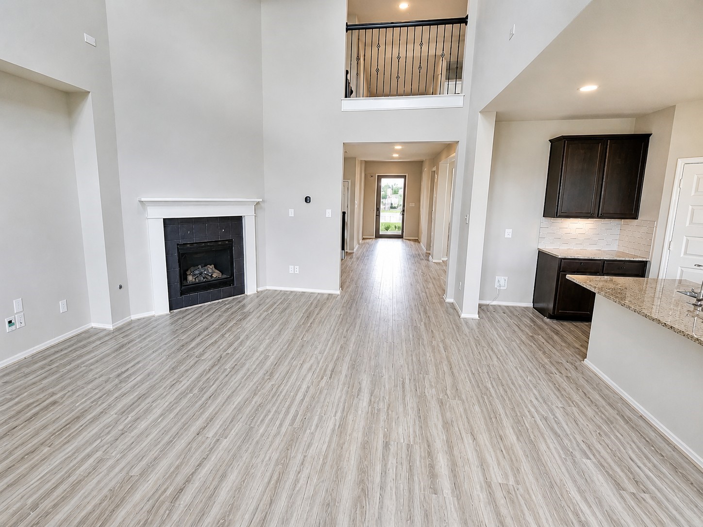 8826 Winters Edge Road Property Photo 7