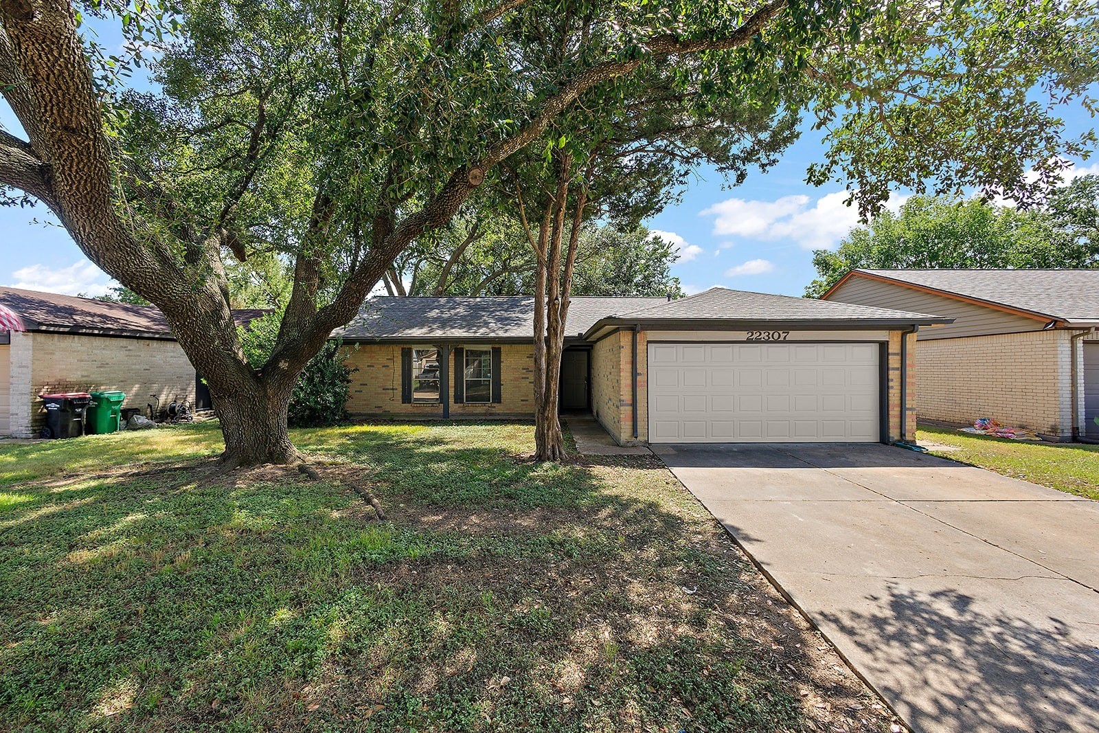 22307 Red River Drive Property Photo 1