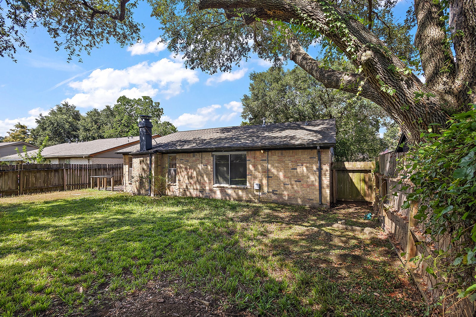 22307 Red River Drive Property Photo 19