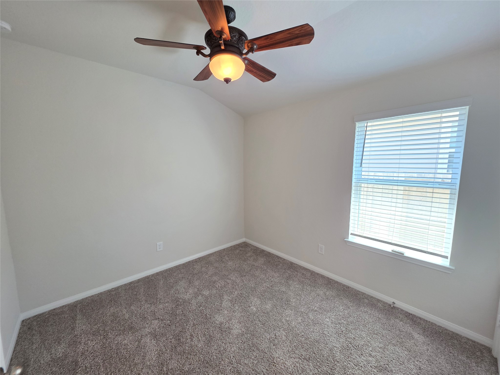 221 Harper Ridge Drive Property Photo 14