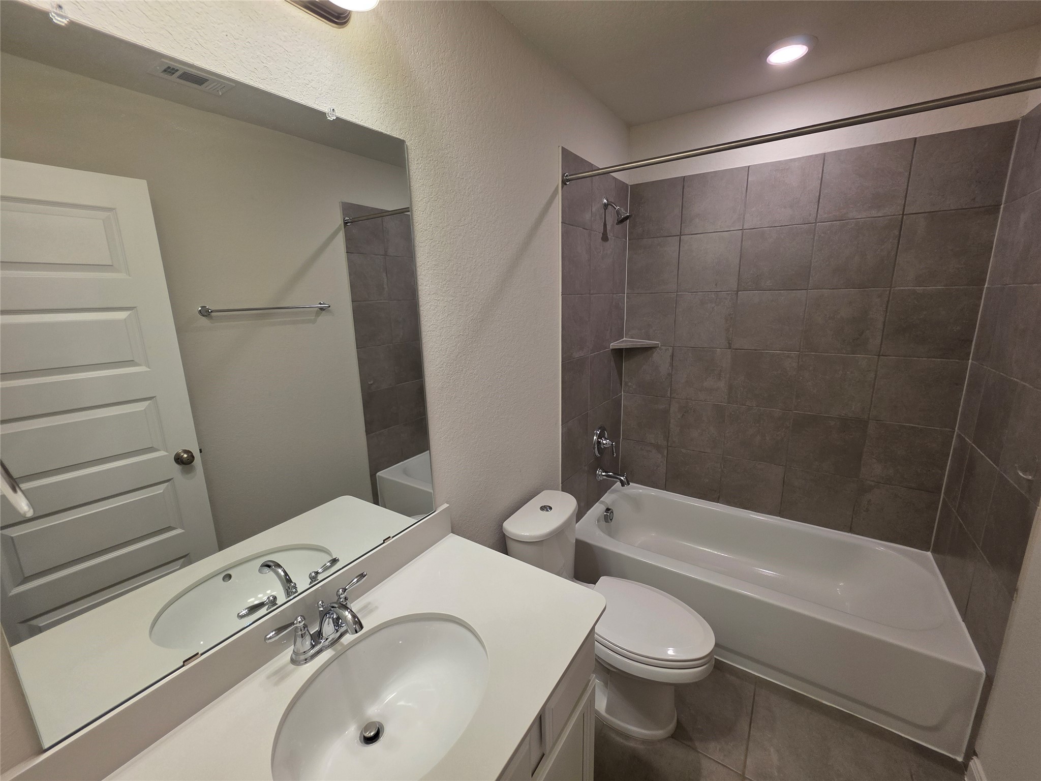 221 Harper Ridge Drive Property Photo 15