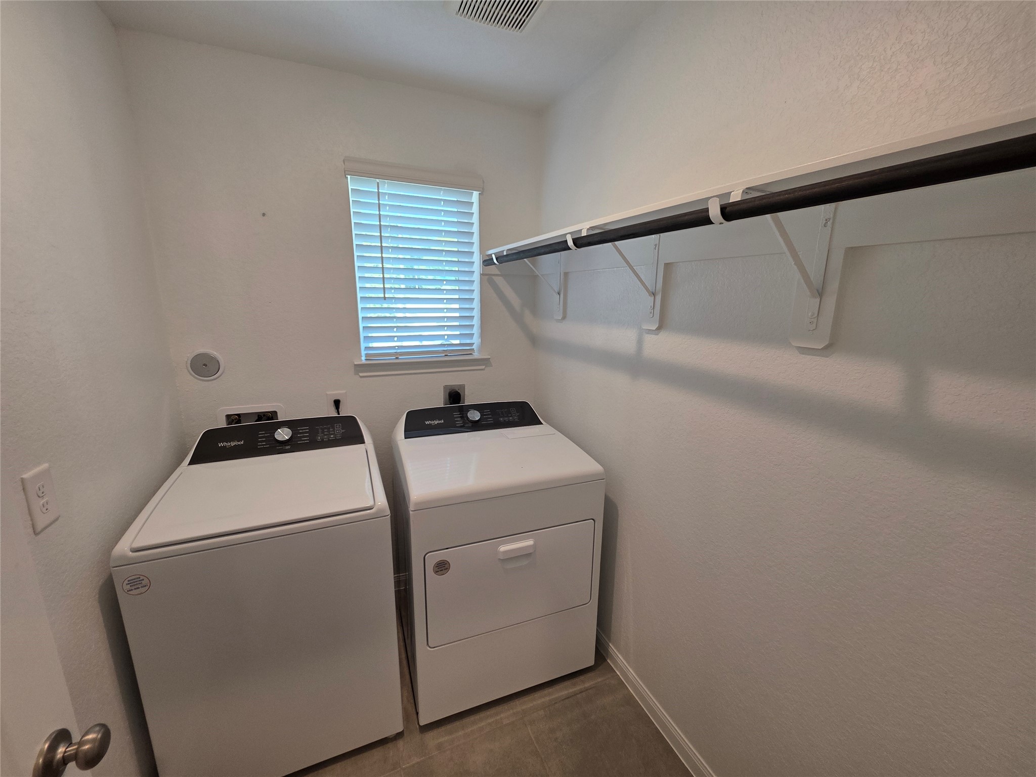 221 Harper Ridge Drive Property Photo 17