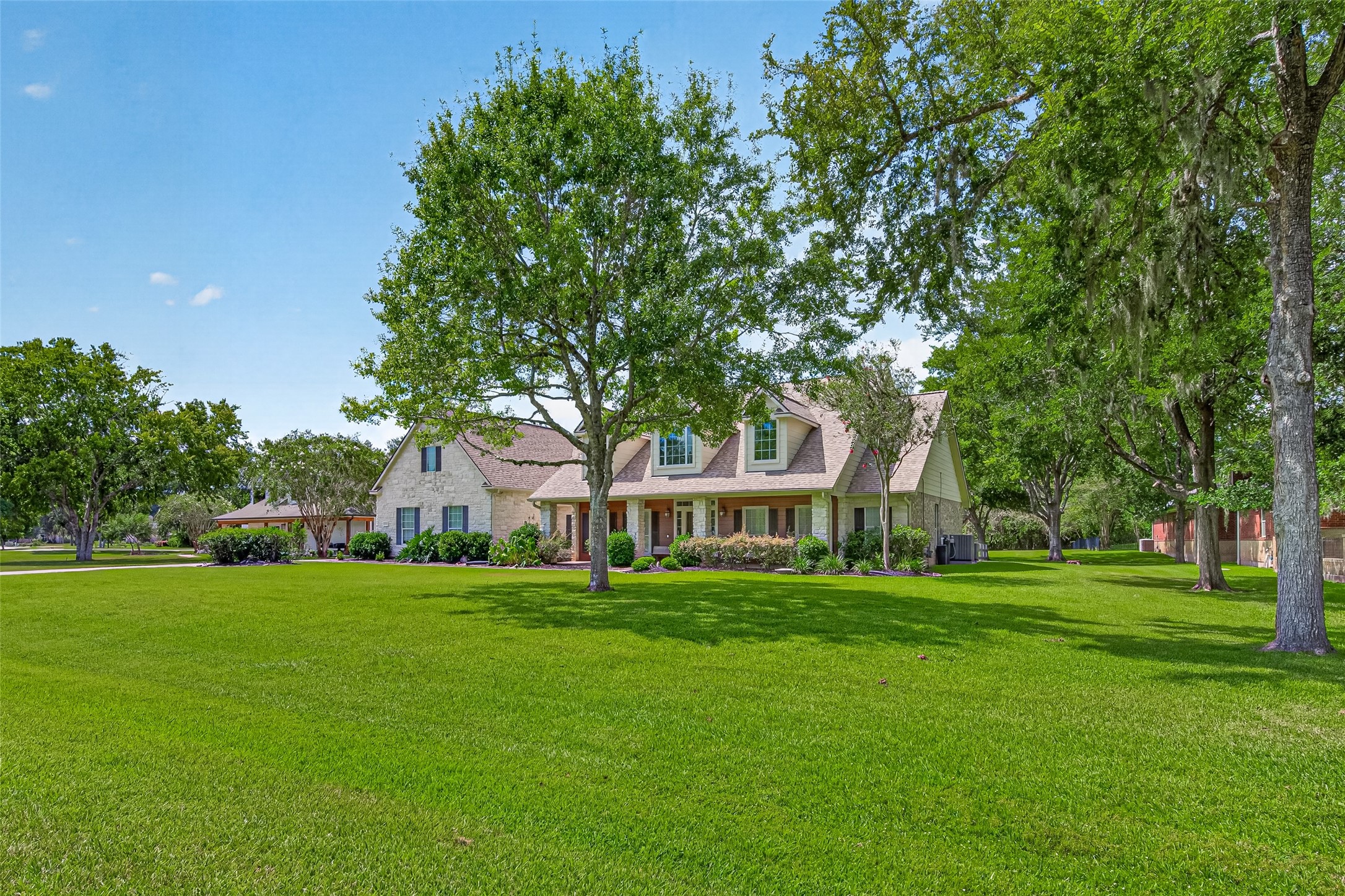 32515 Westminster Drive Property Photo 4