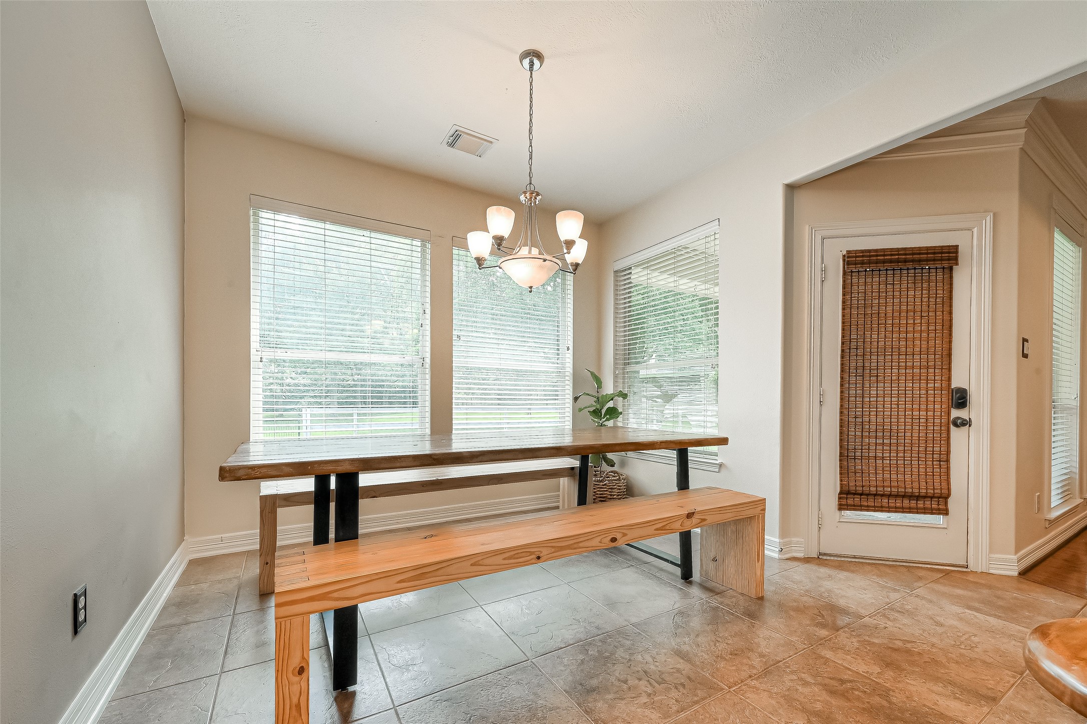 32515 Westminster Drive Property Photo 13