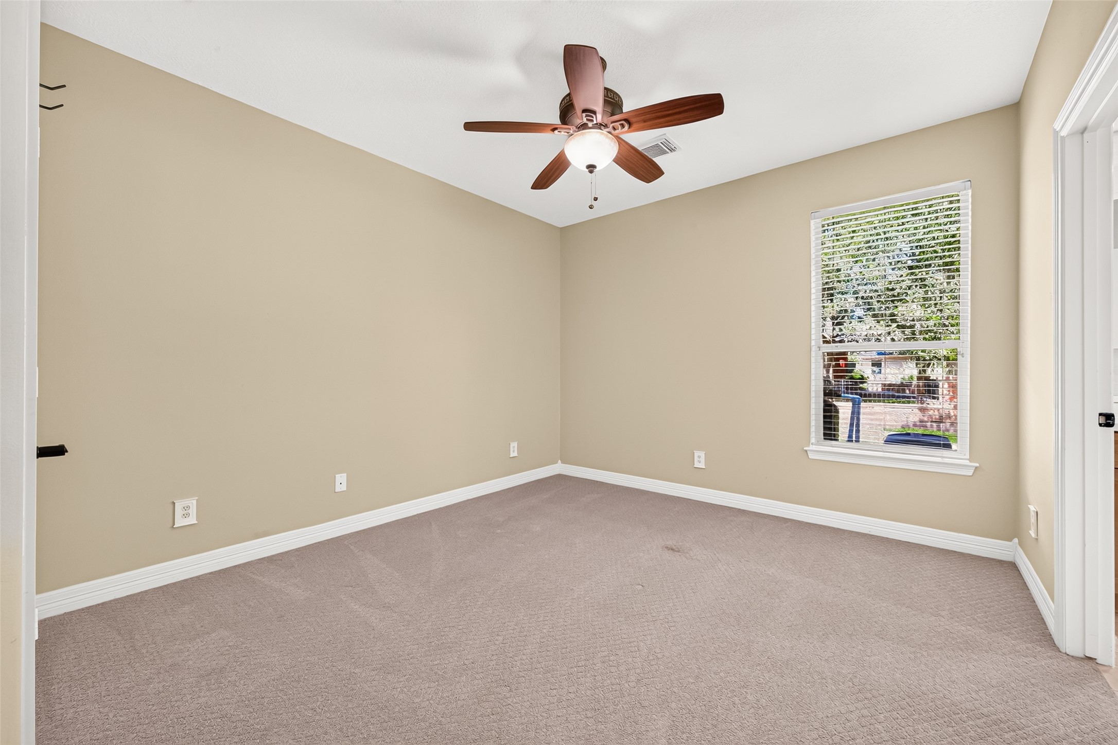 32515 Westminster Drive Property Photo 24
