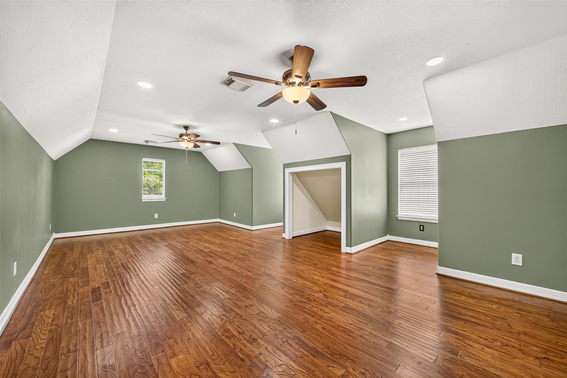 32515 Westminster Drive Property Photo 35