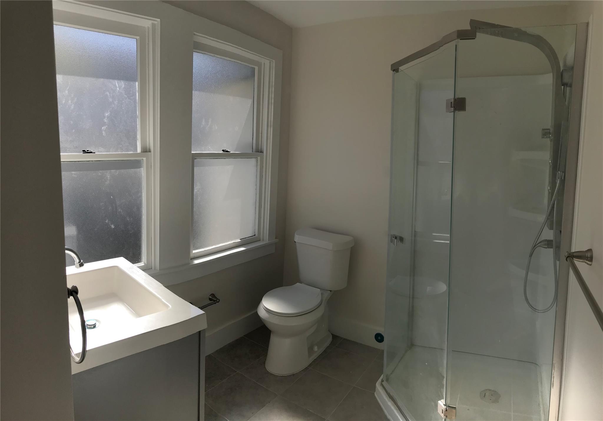 1104 E 26th Street Property Photo 11