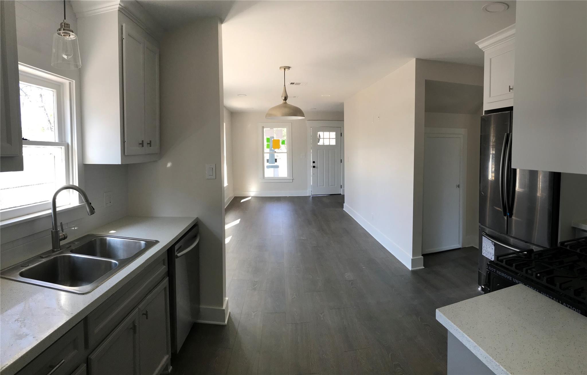 1104 E 26th Street Property Photo 12