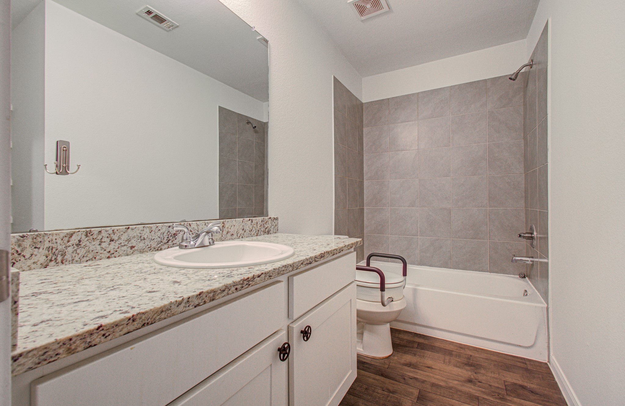 752 Road 5138 Property Photo 8