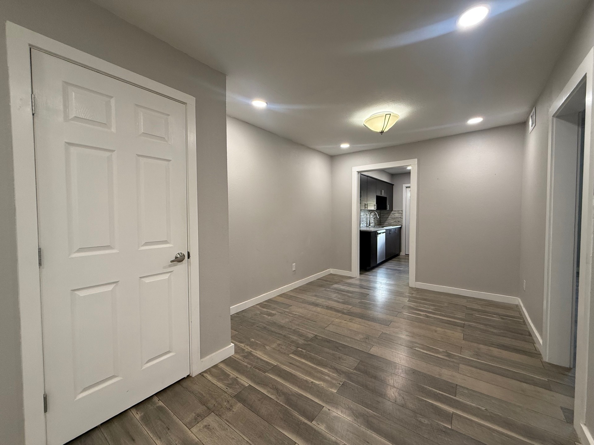8299 Kingsbrook Road 280 Property Photo 5