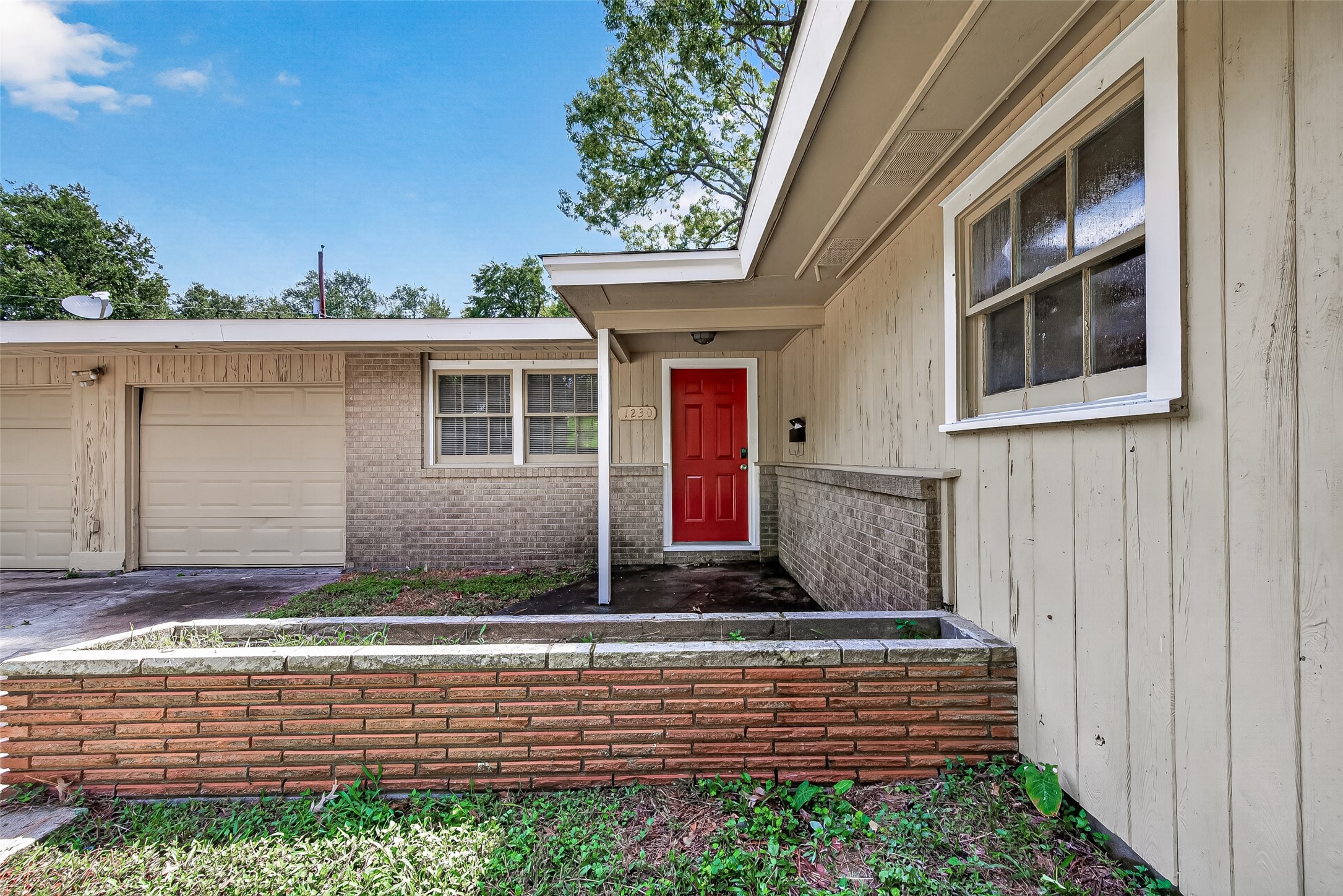 1230 Kirsten Street Property Photo 6