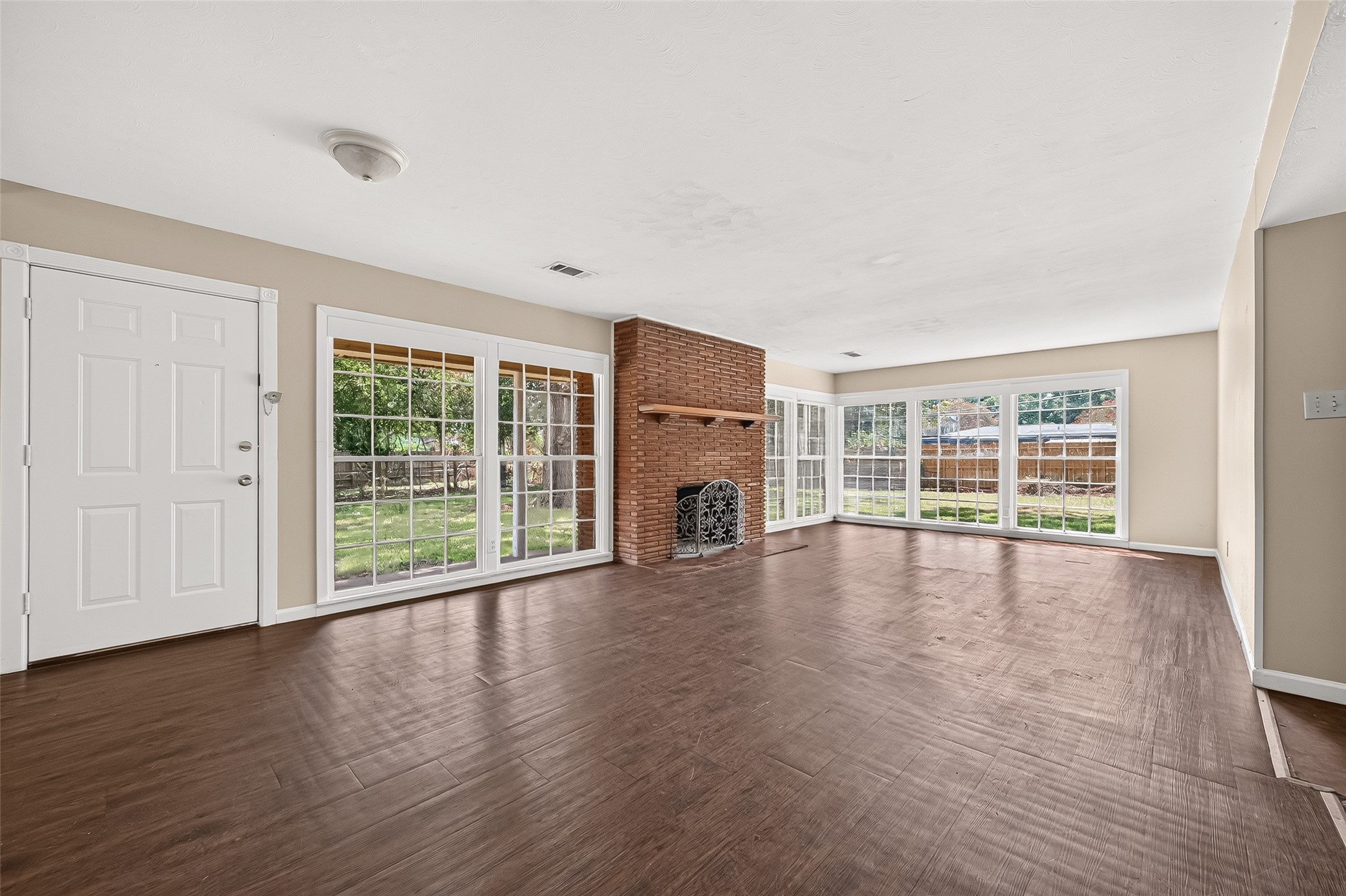 1230 Kirsten Street Property Photo 8