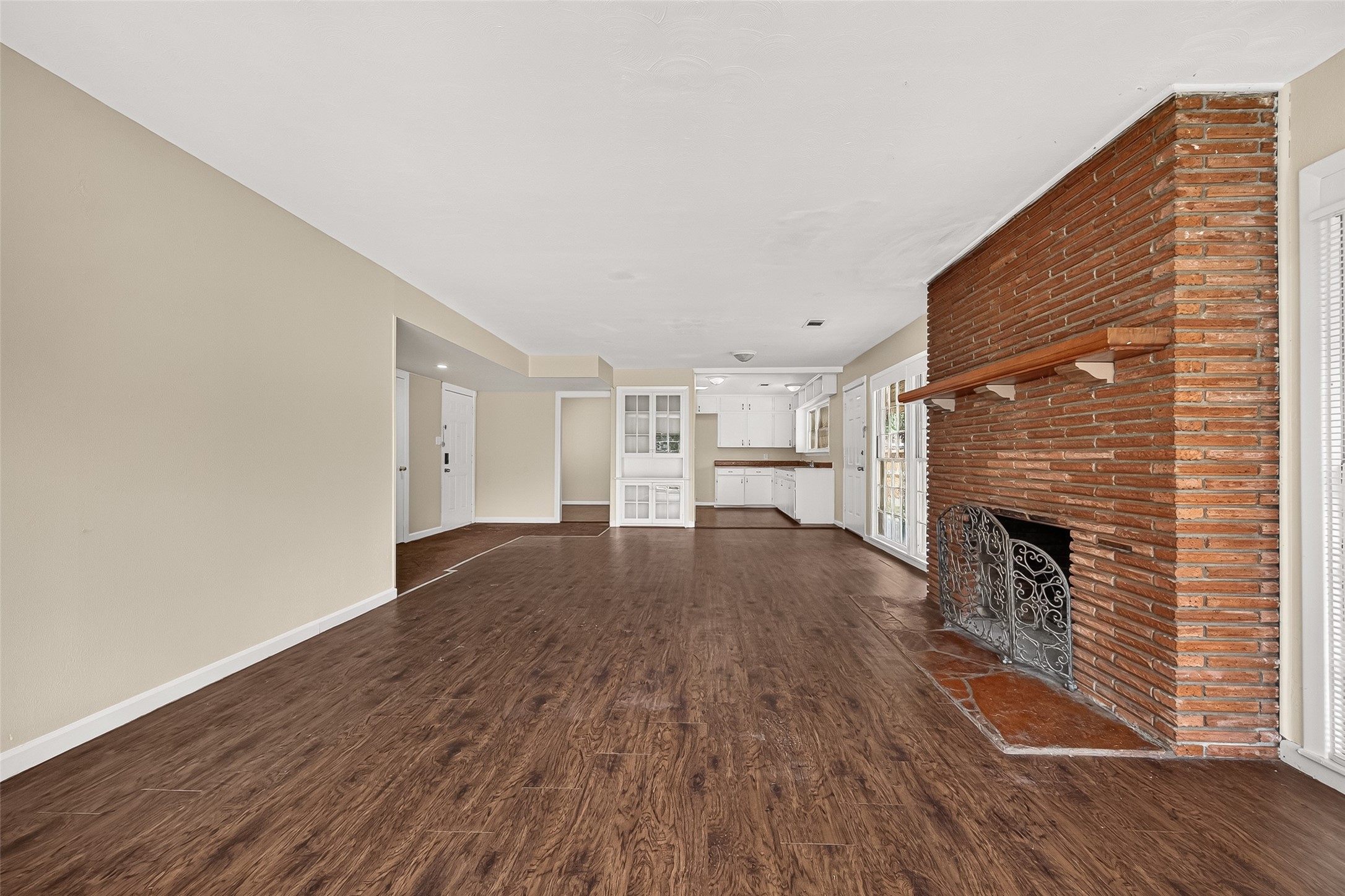 1230 Kirsten Street Property Photo 10