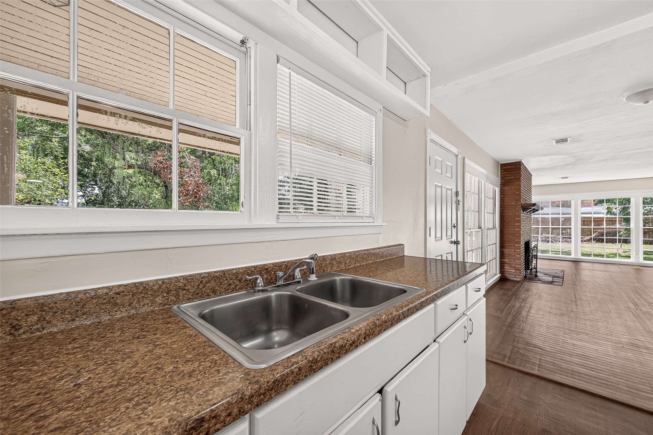 1230 Kirsten Street Property Photo 14