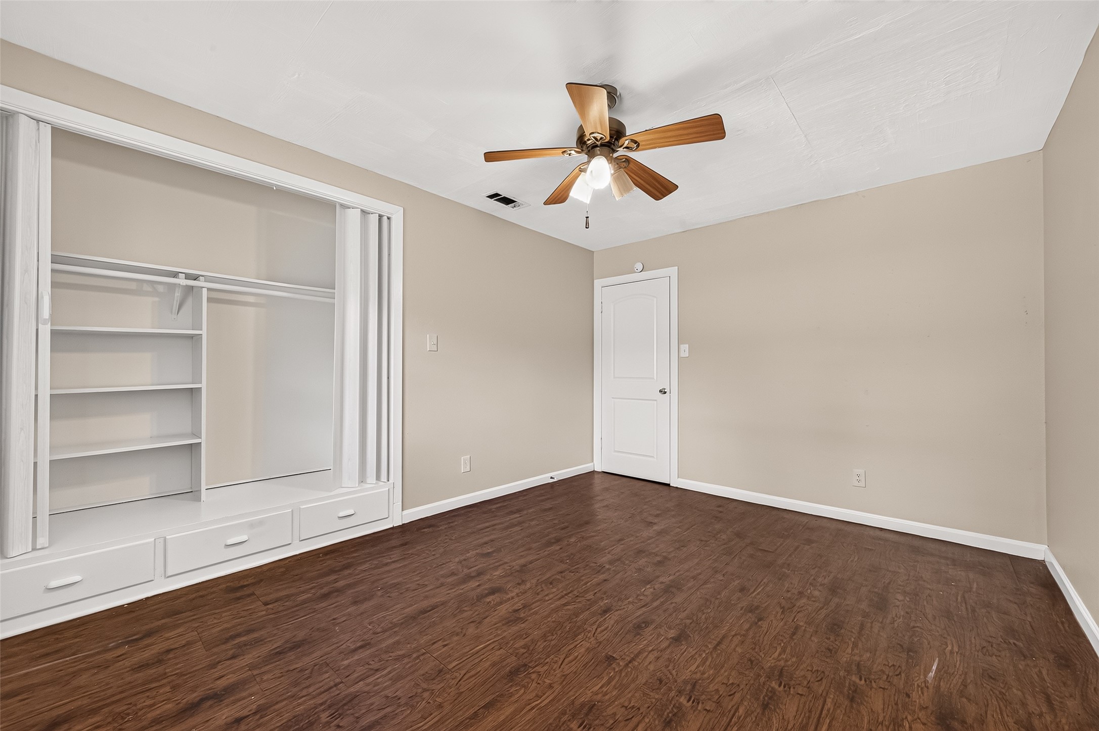 1230 Kirsten Street Property Photo 24