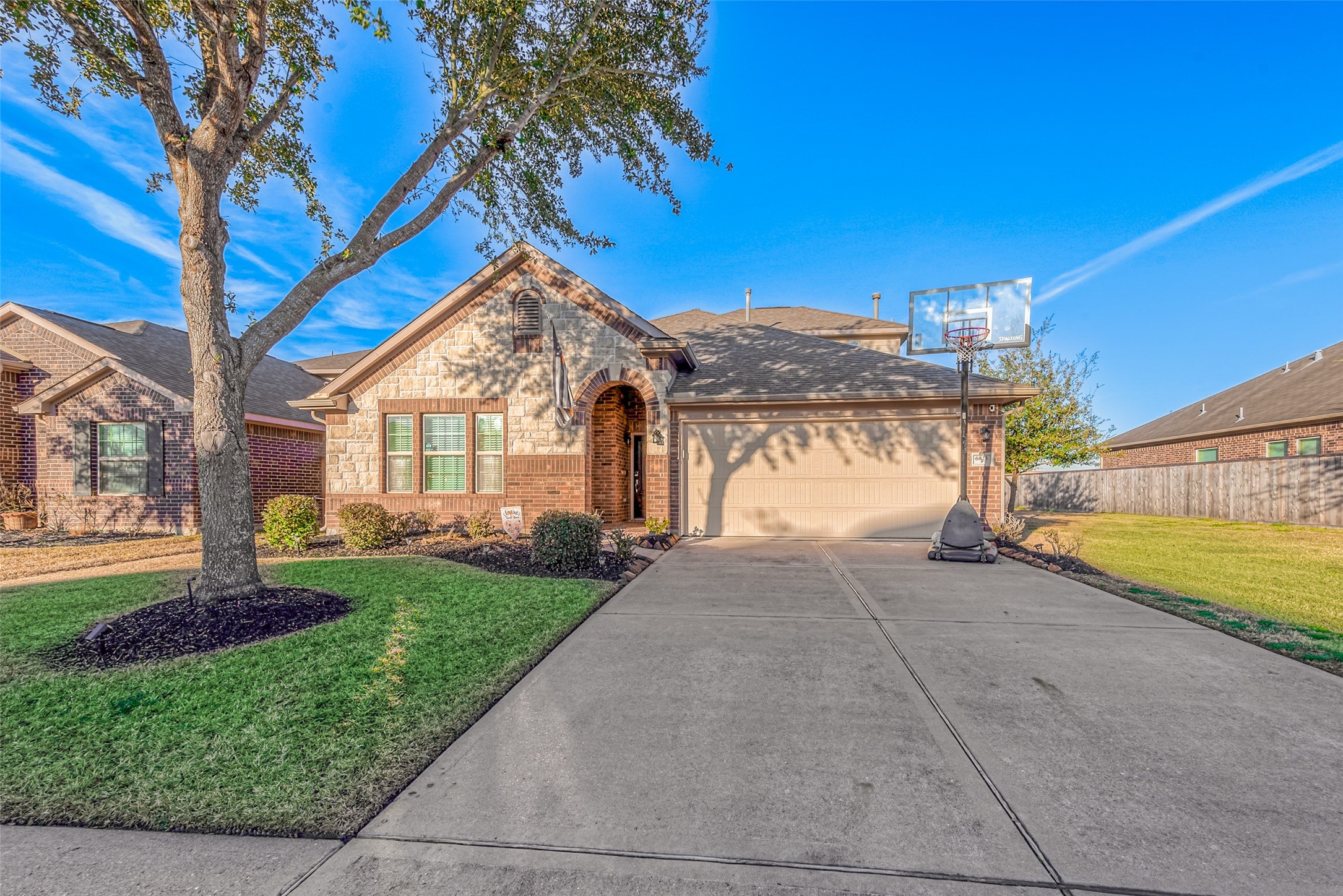 6823 Blue Glade Drive Property Photo 1