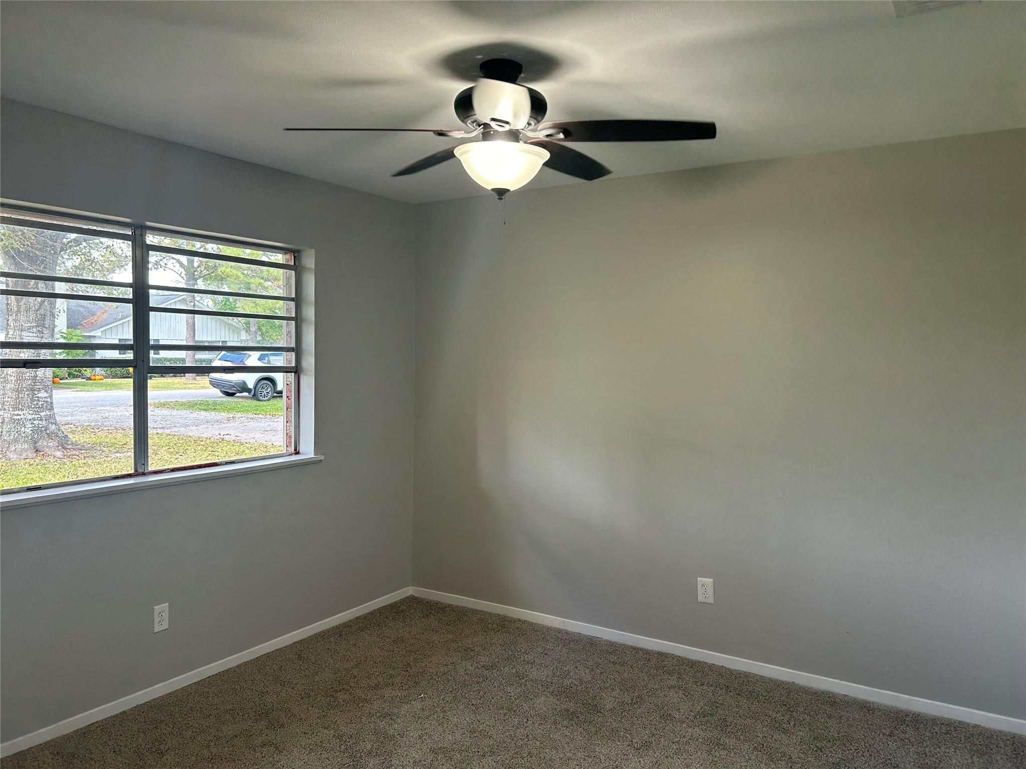 708 Western Avenue Property Photo 9