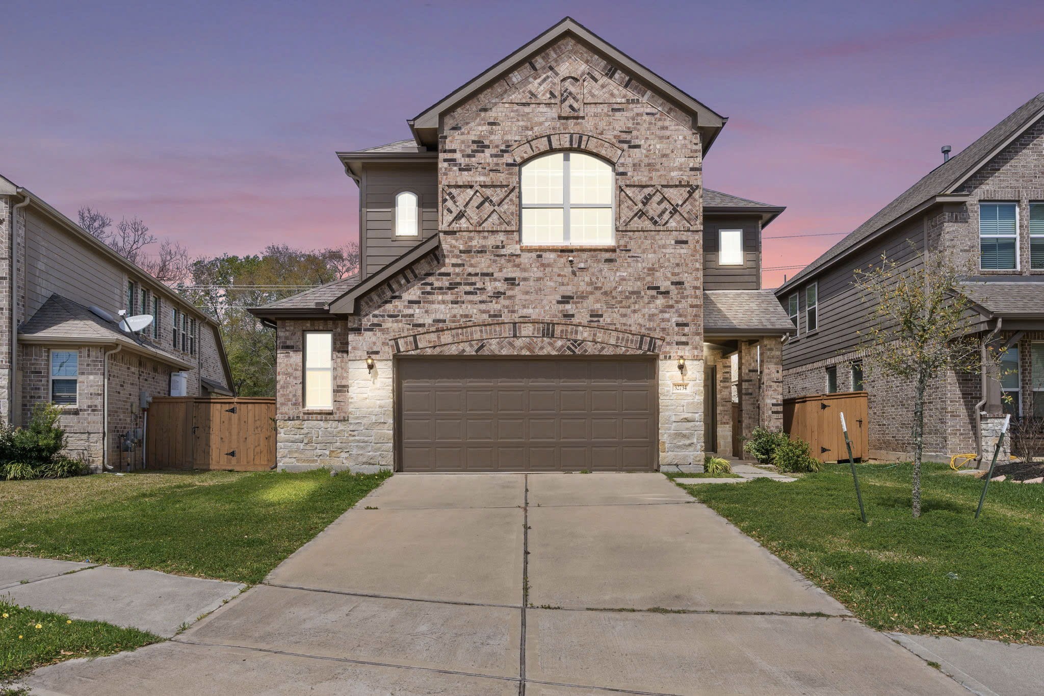 32734 Harvest Valley Drive Property Photo 1