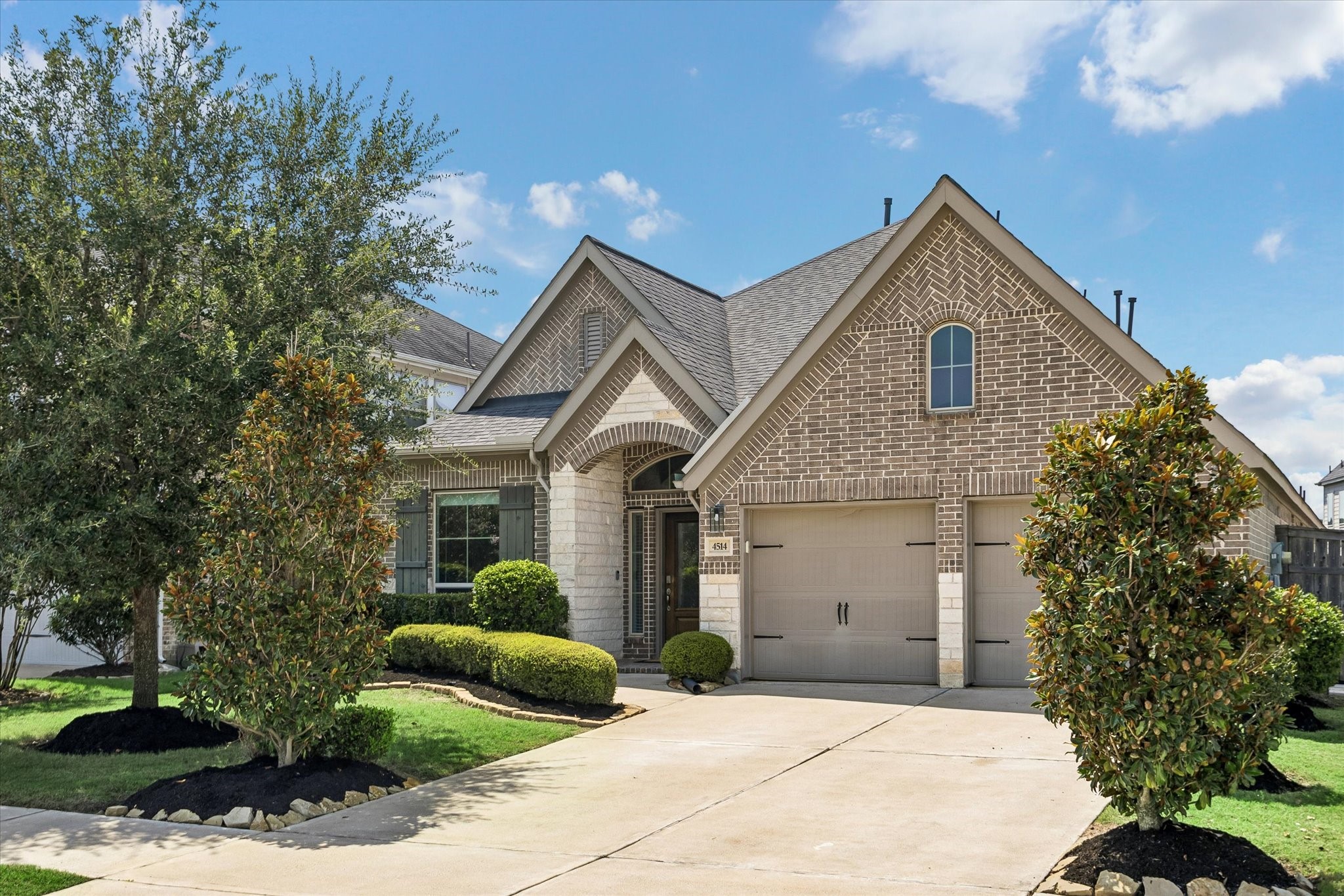 4514 Jennings Creek Court Property Photo 2