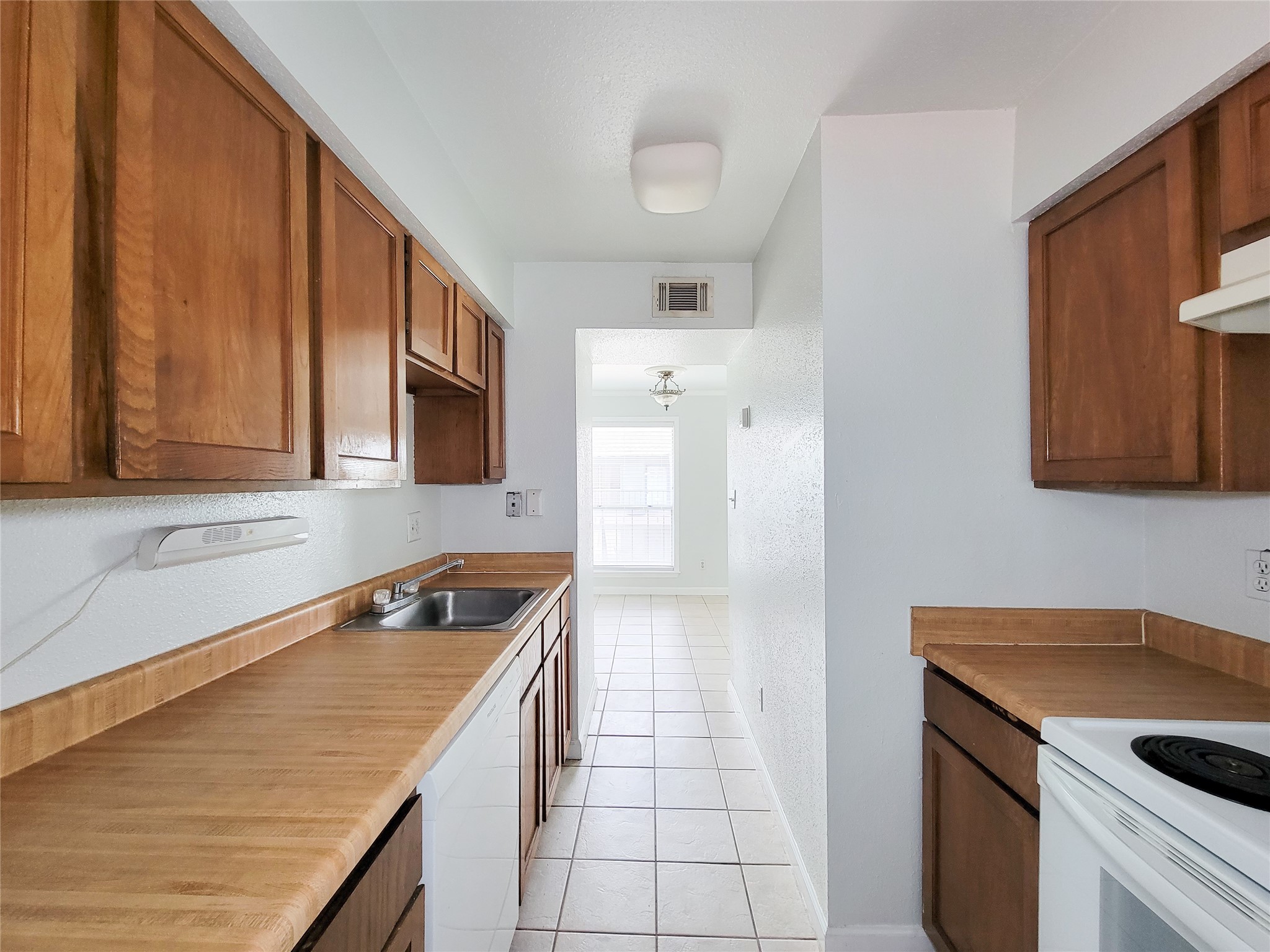 6202 Skyline 32 Property Photo 12