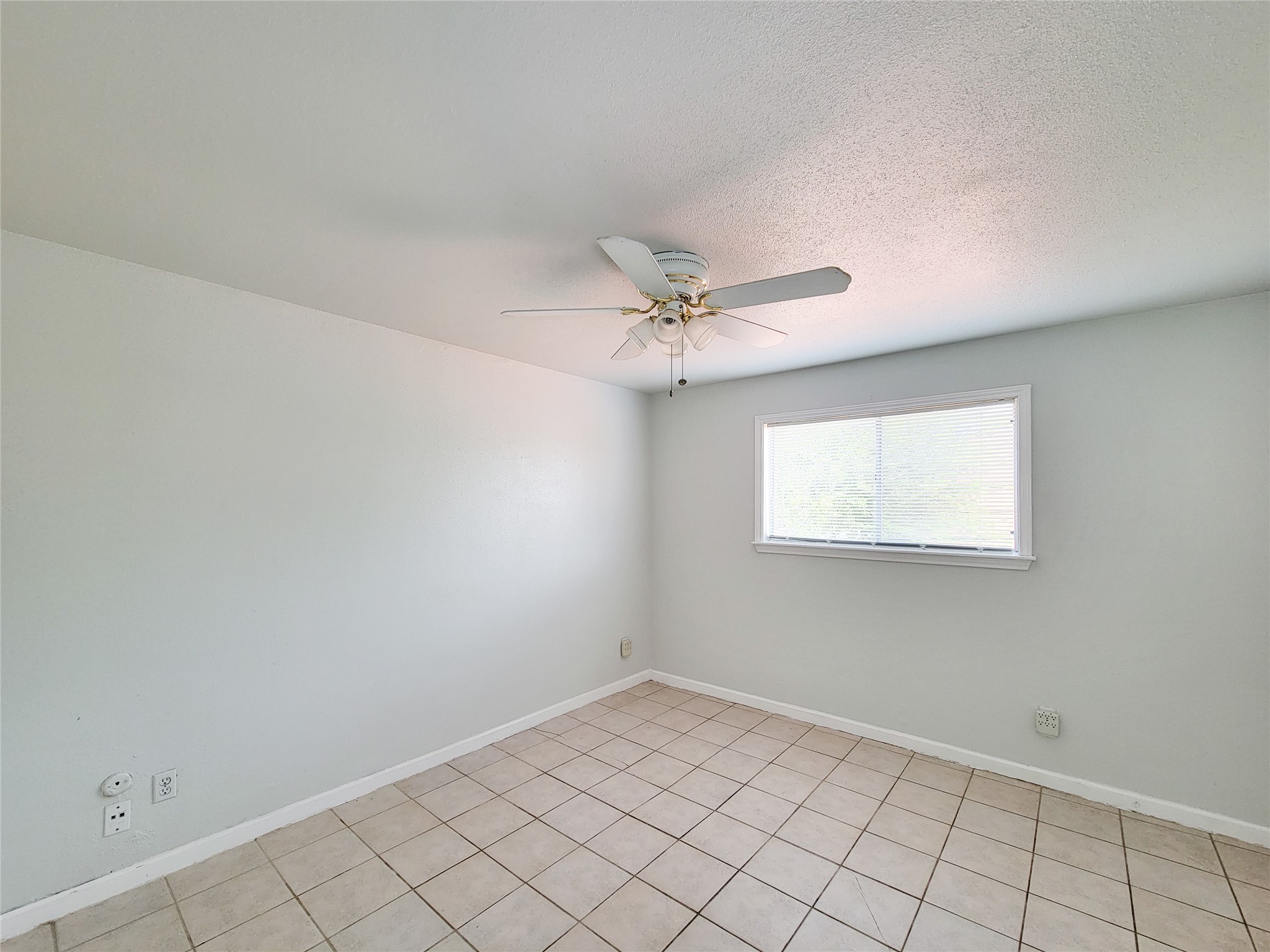 6202 Skyline 32 Property Photo 14