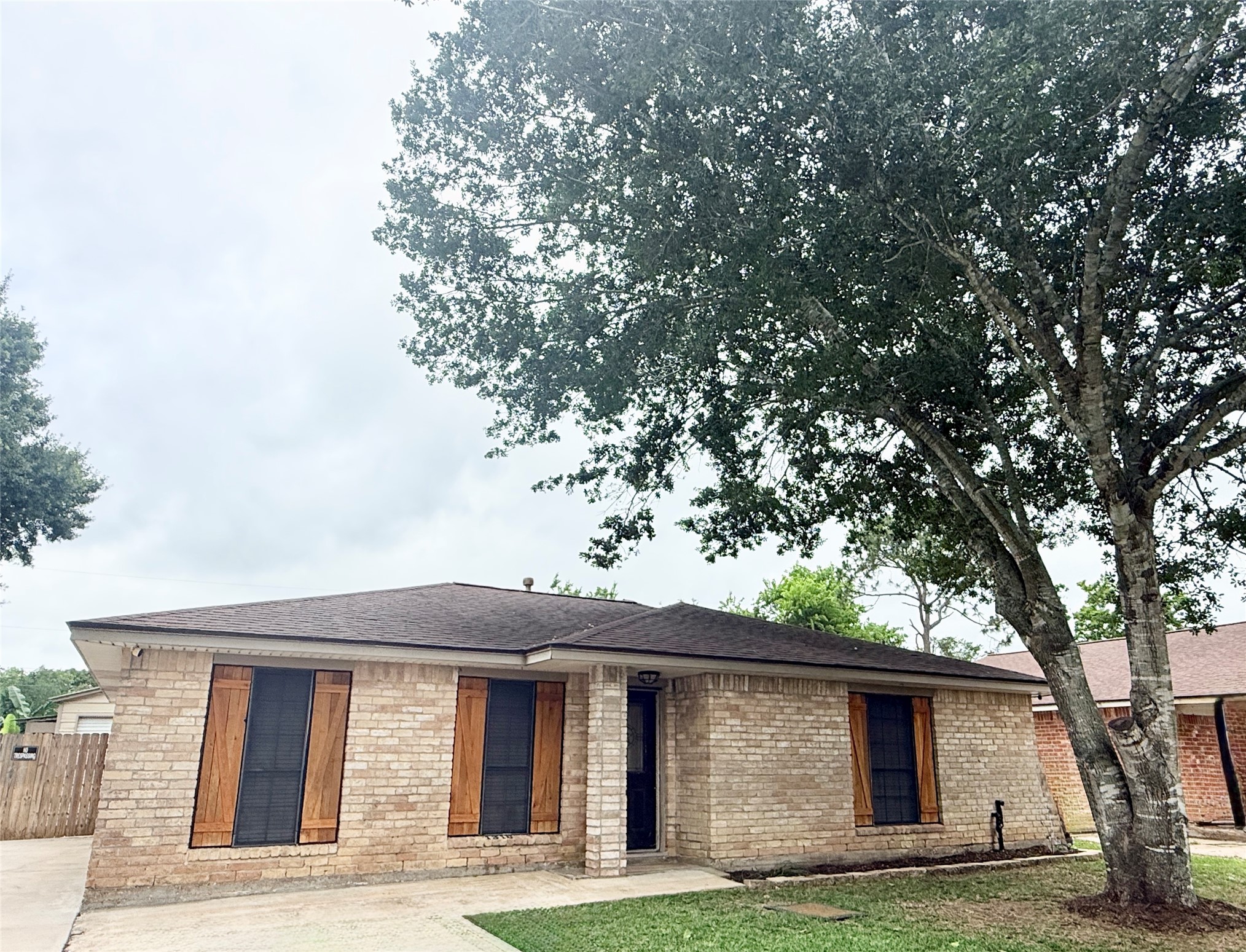 1310 Valley Drive Property Photo 1