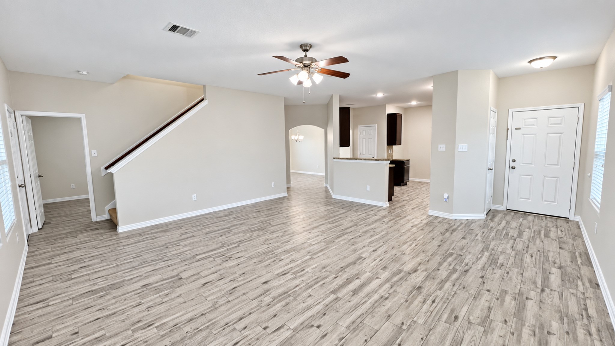 12102 Kings Fall Drive Property Photo 5