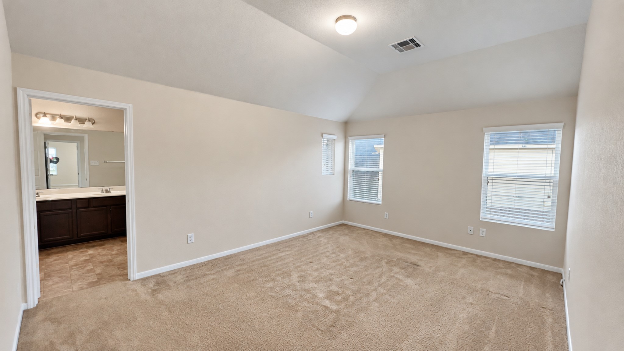 12102 Kings Fall Drive Property Photo 13