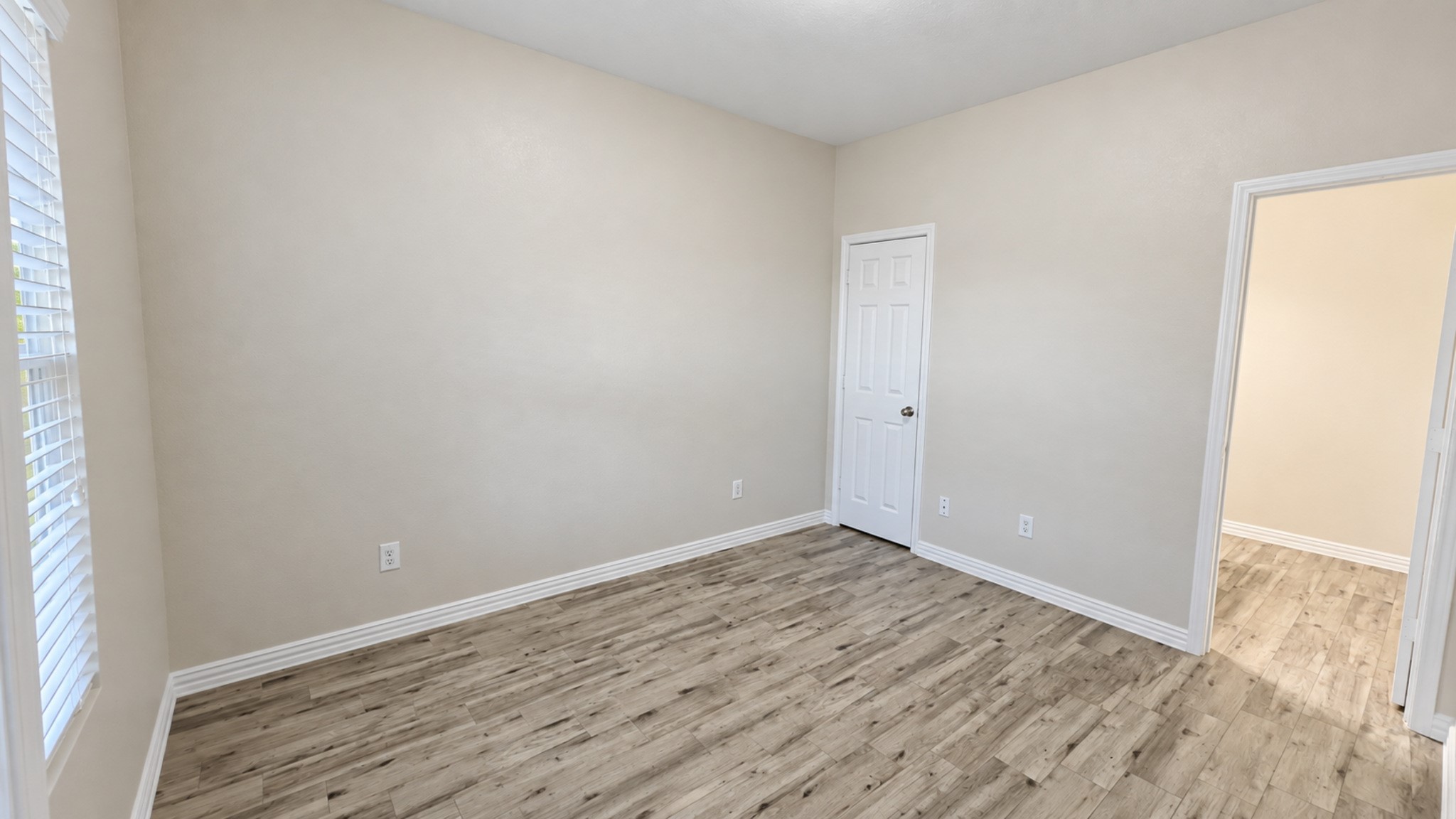 12102 Kings Fall Drive Property Photo 18