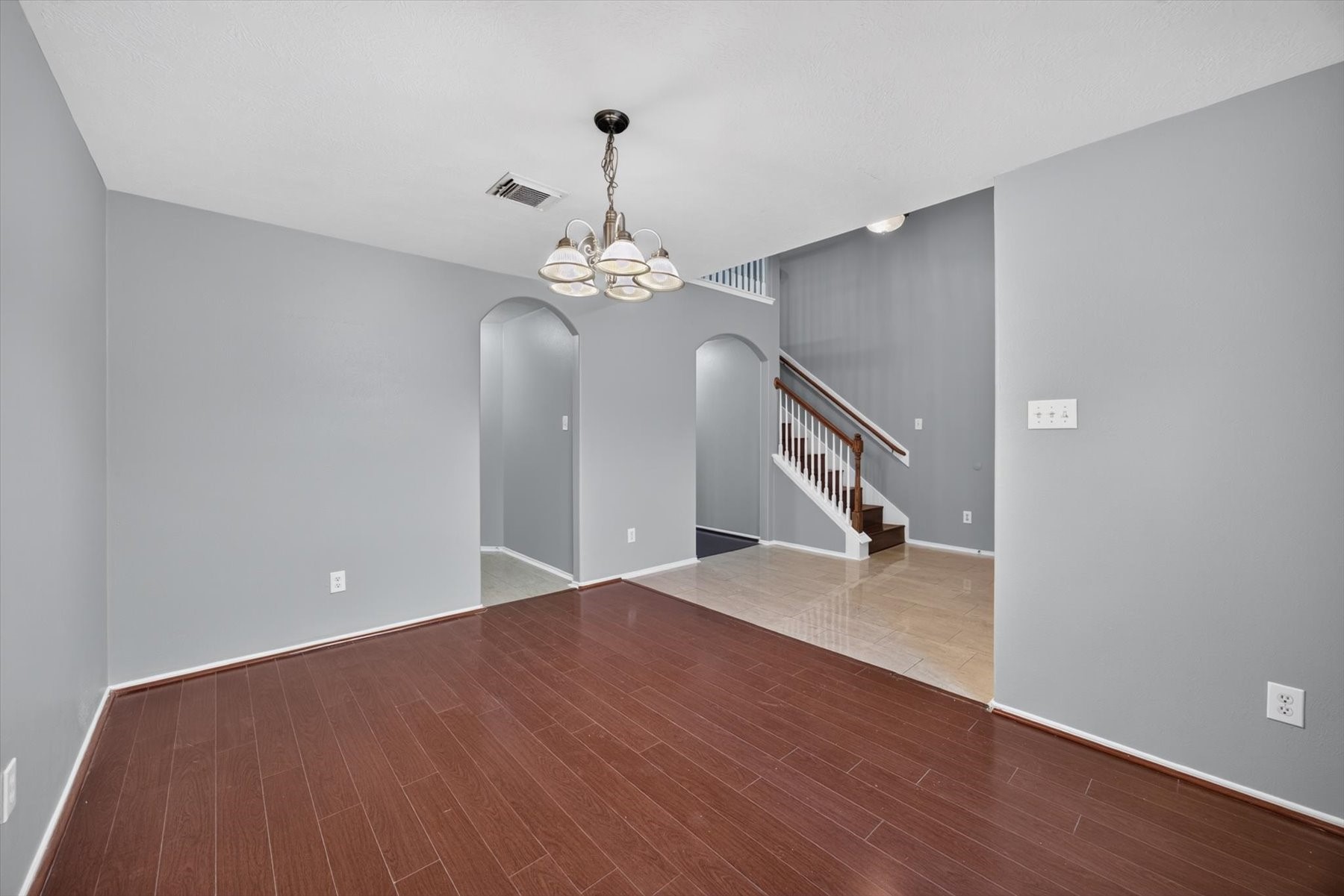 1426 Zinnia Road Property Photo 5