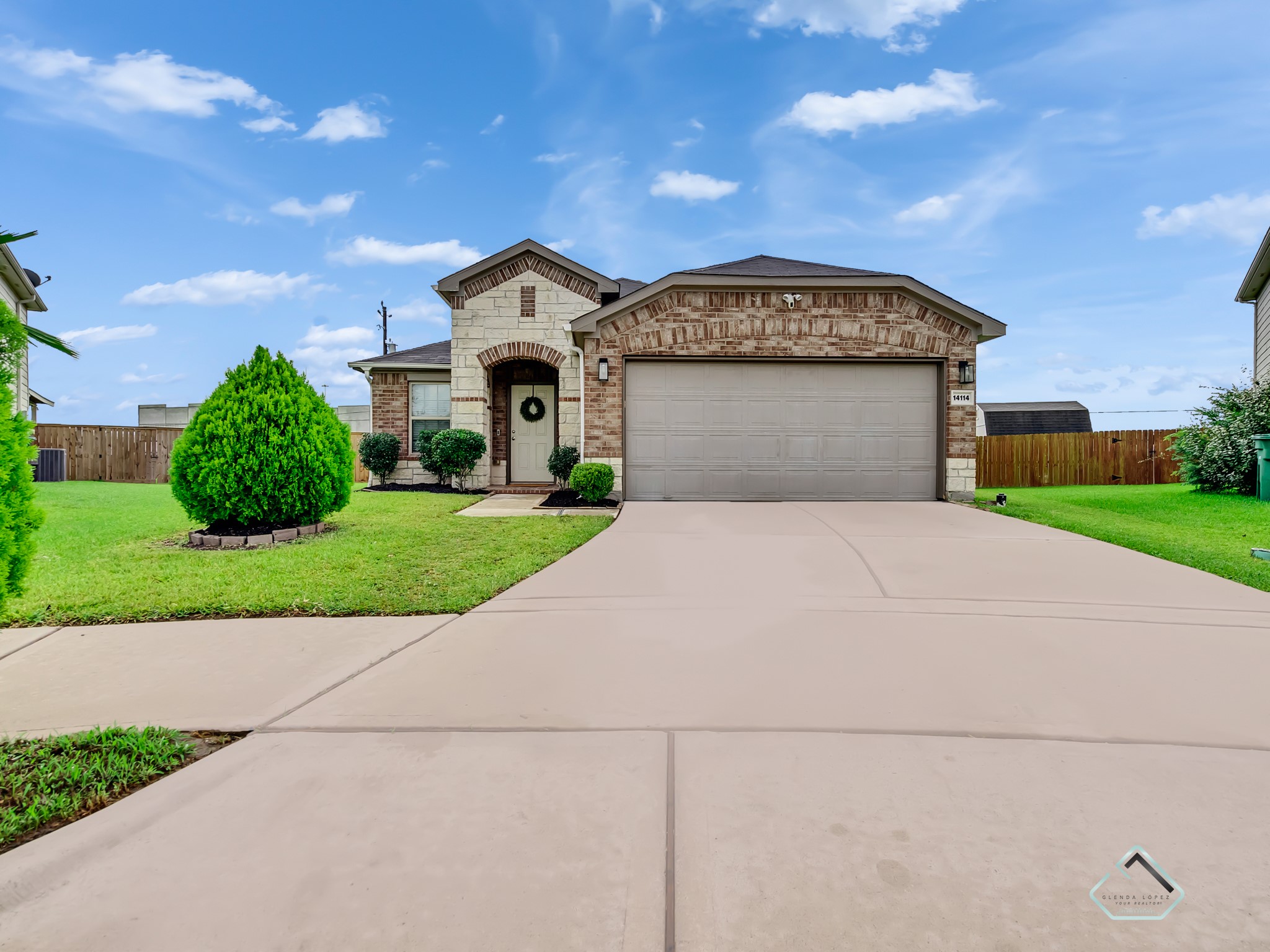 14114 Pecan Hill Court Property Photo 1