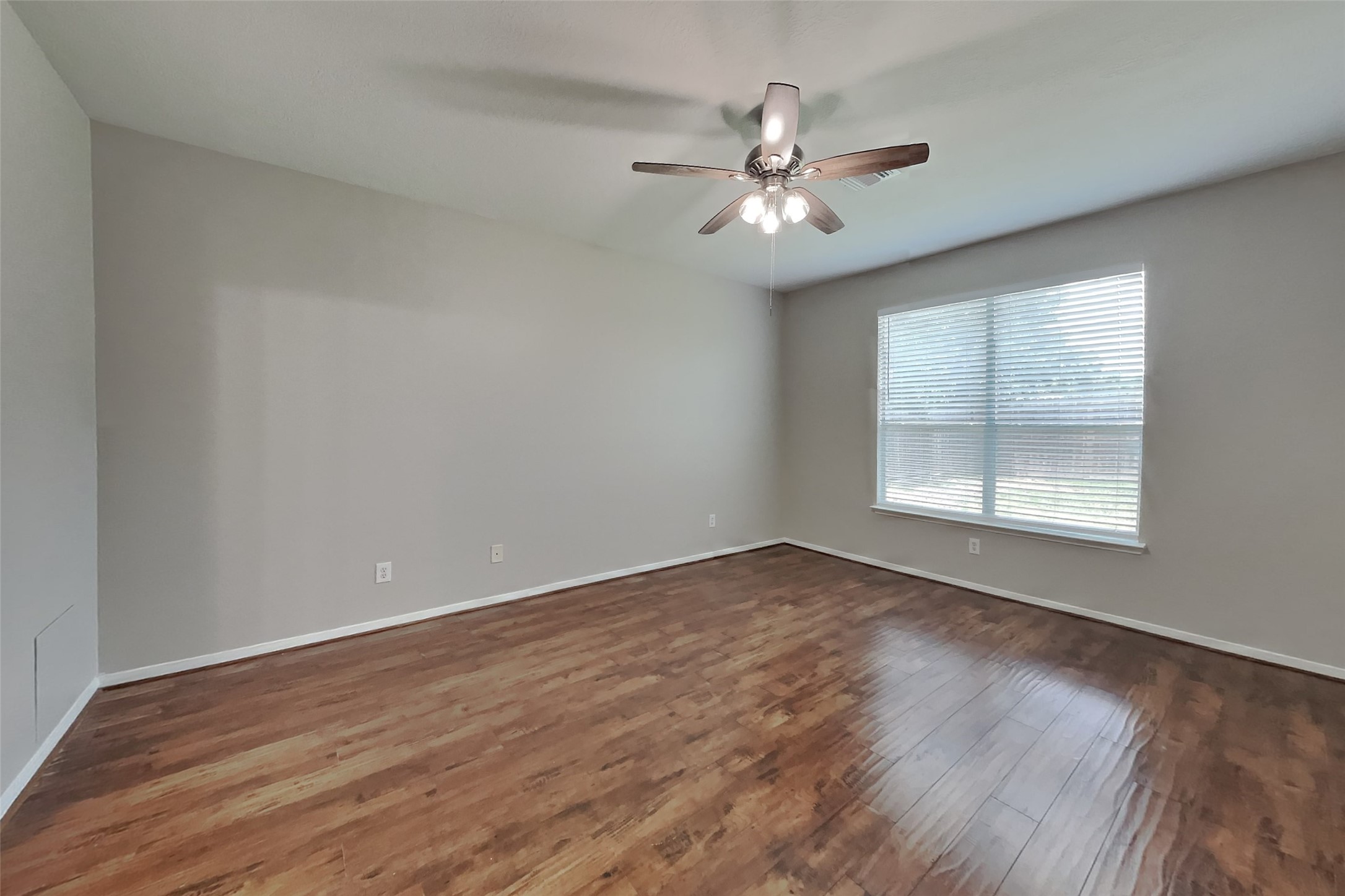 22022 Willow Downs Drive Property Photo 7