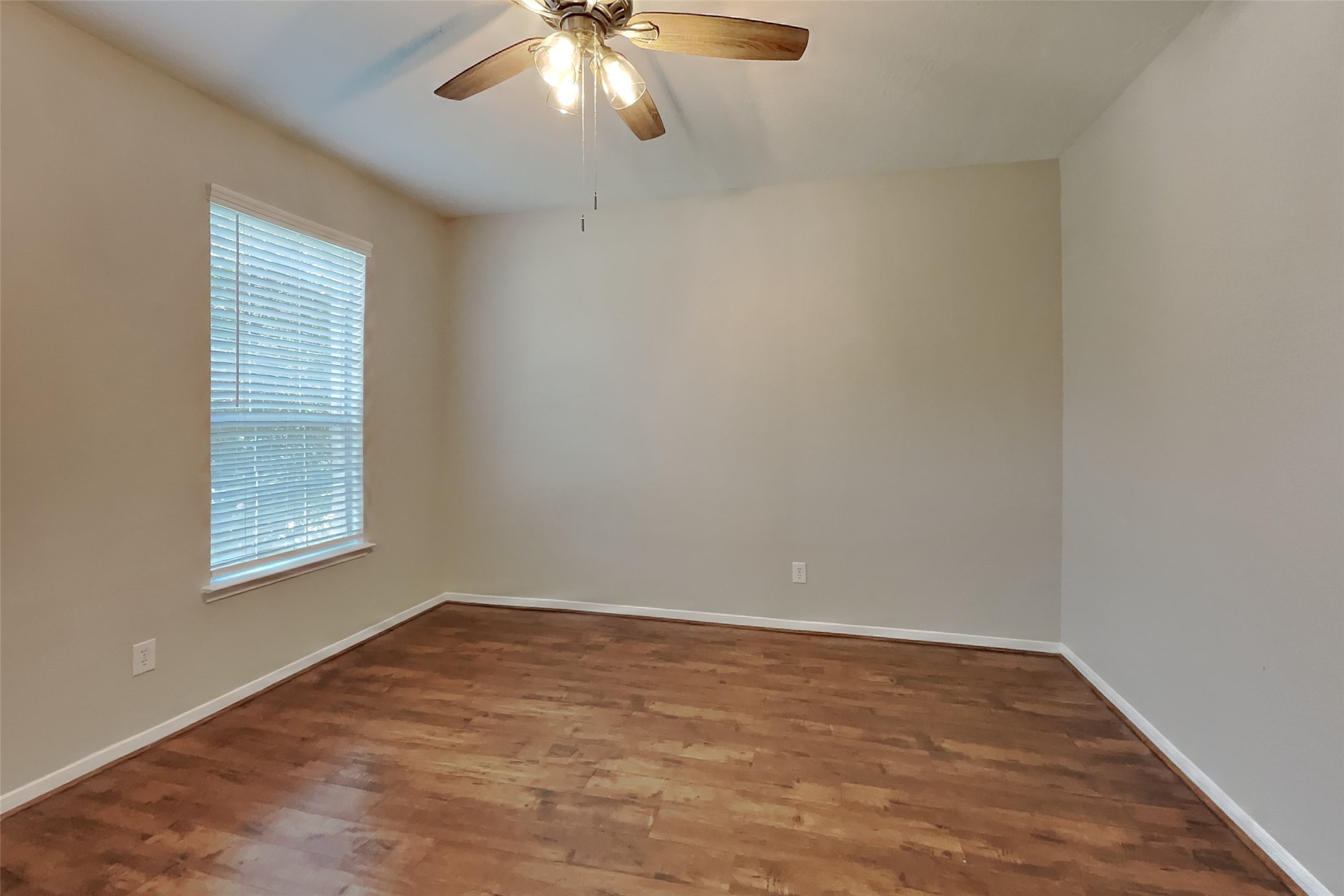 22022 Willow Downs Drive Property Photo 14