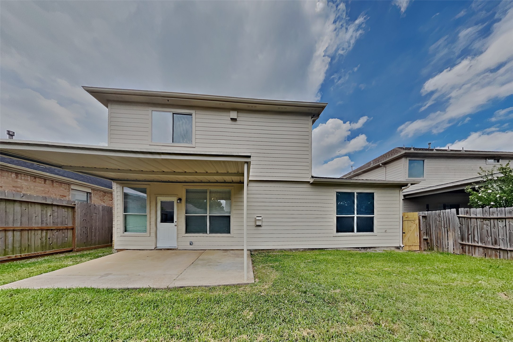 22022 Willow Downs Drive Property Photo 18