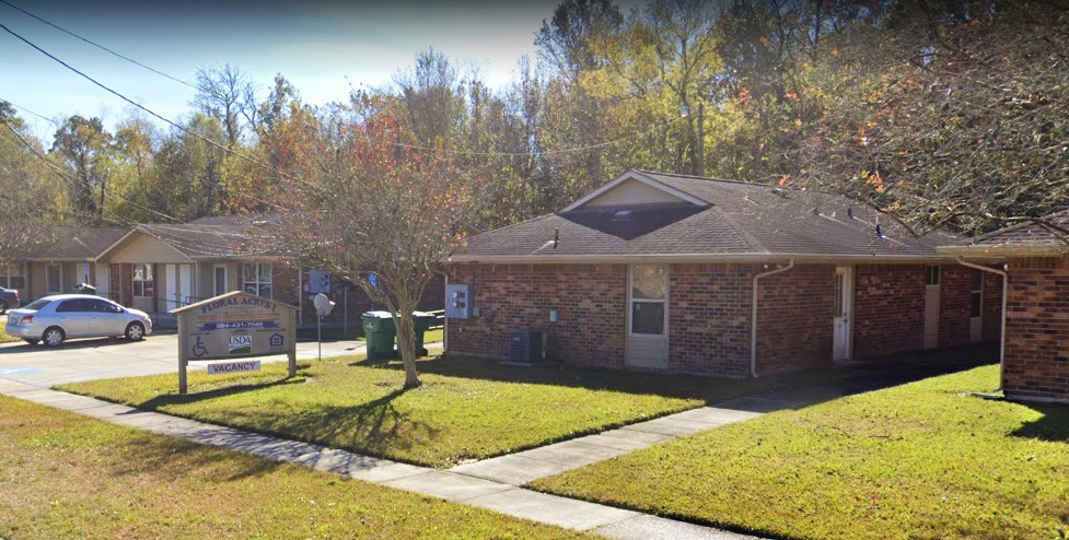 46 Iris Ln Property Photo 4