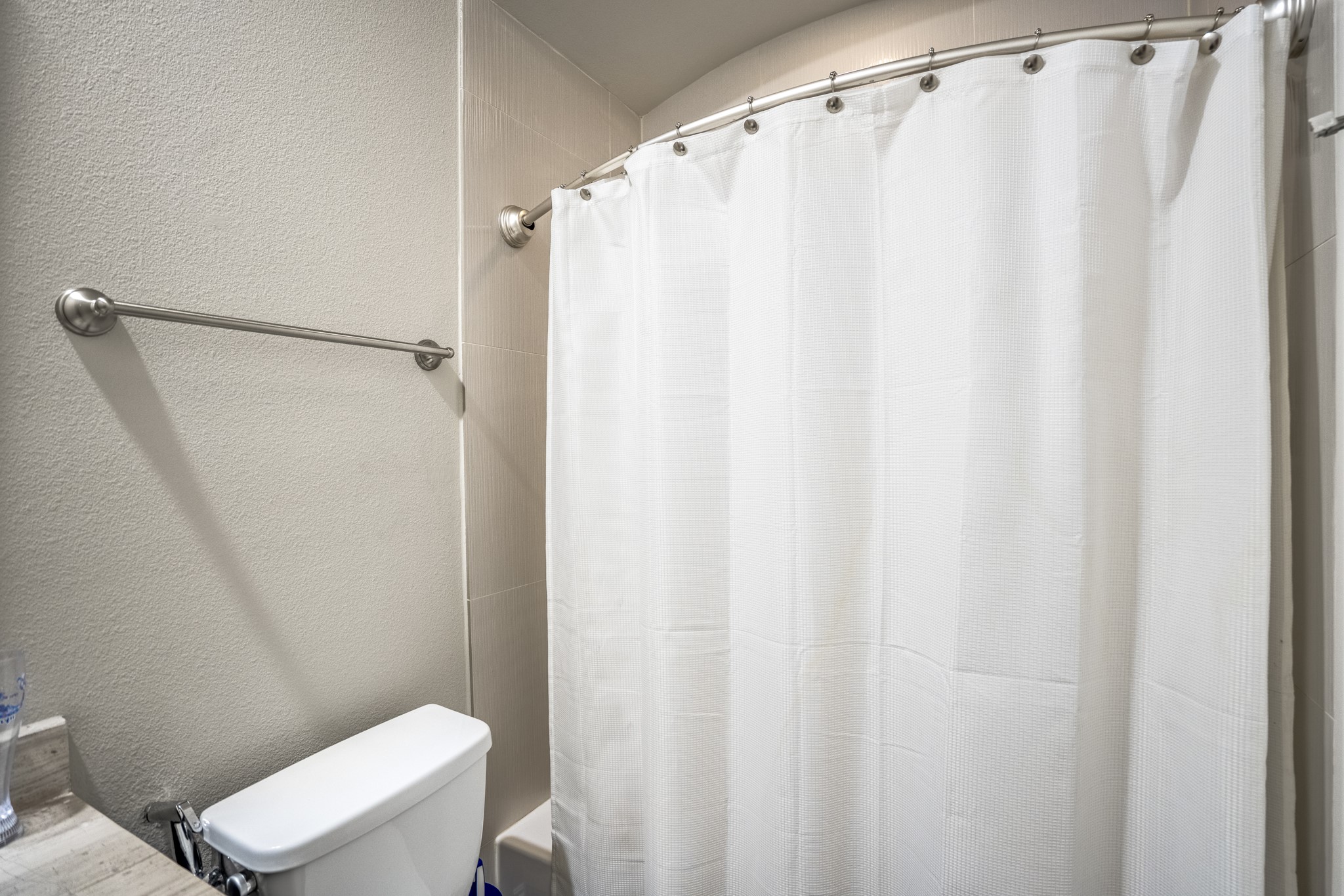 2131 Mcilhenny Street Property Photo 5