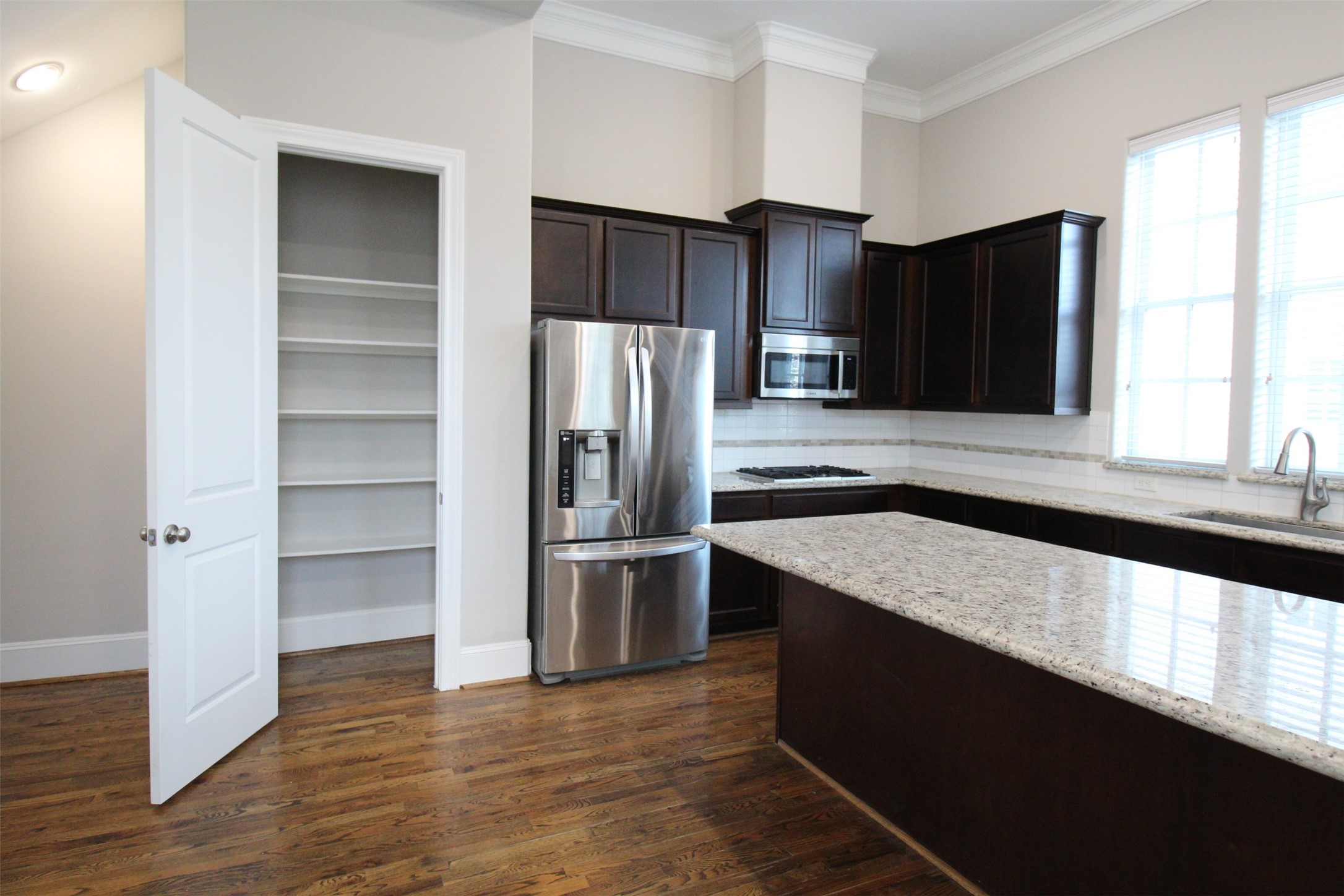 2131 Mcilhenny Street Property Photo 10