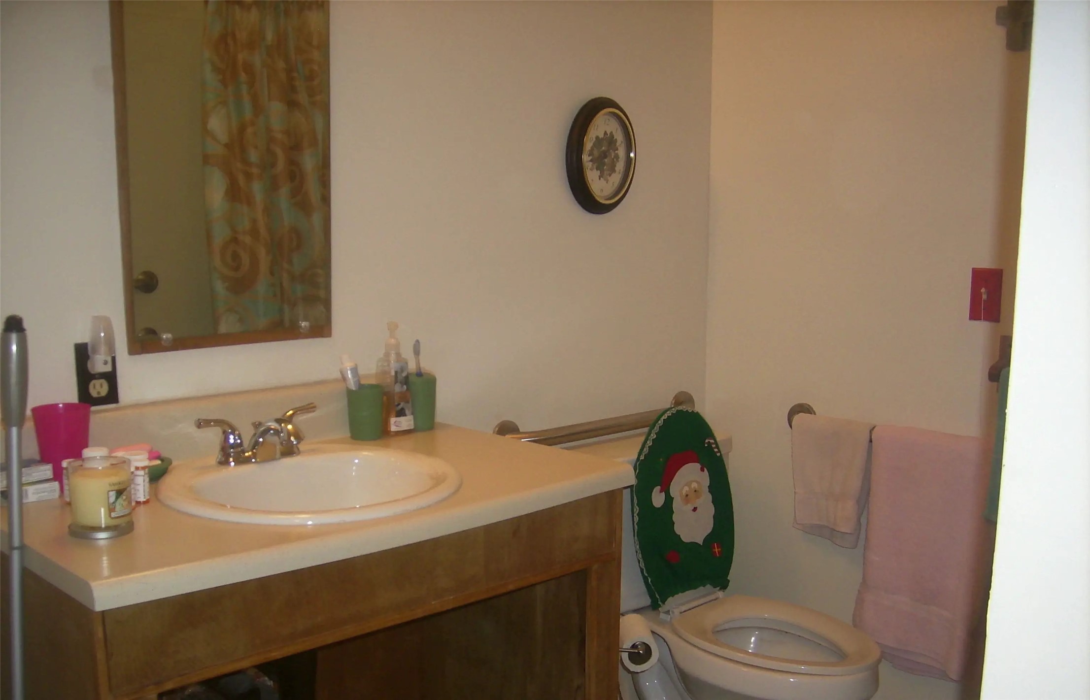 101 Seniors Ave Property Photo 8