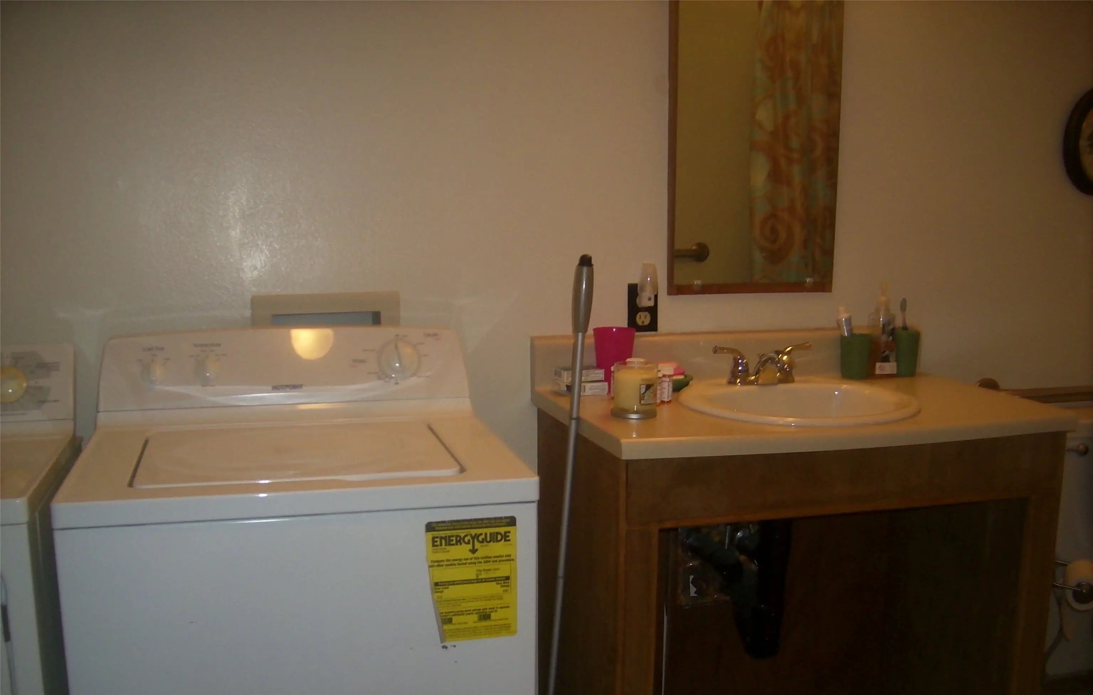 101 Seniors Ave Property Photo 9