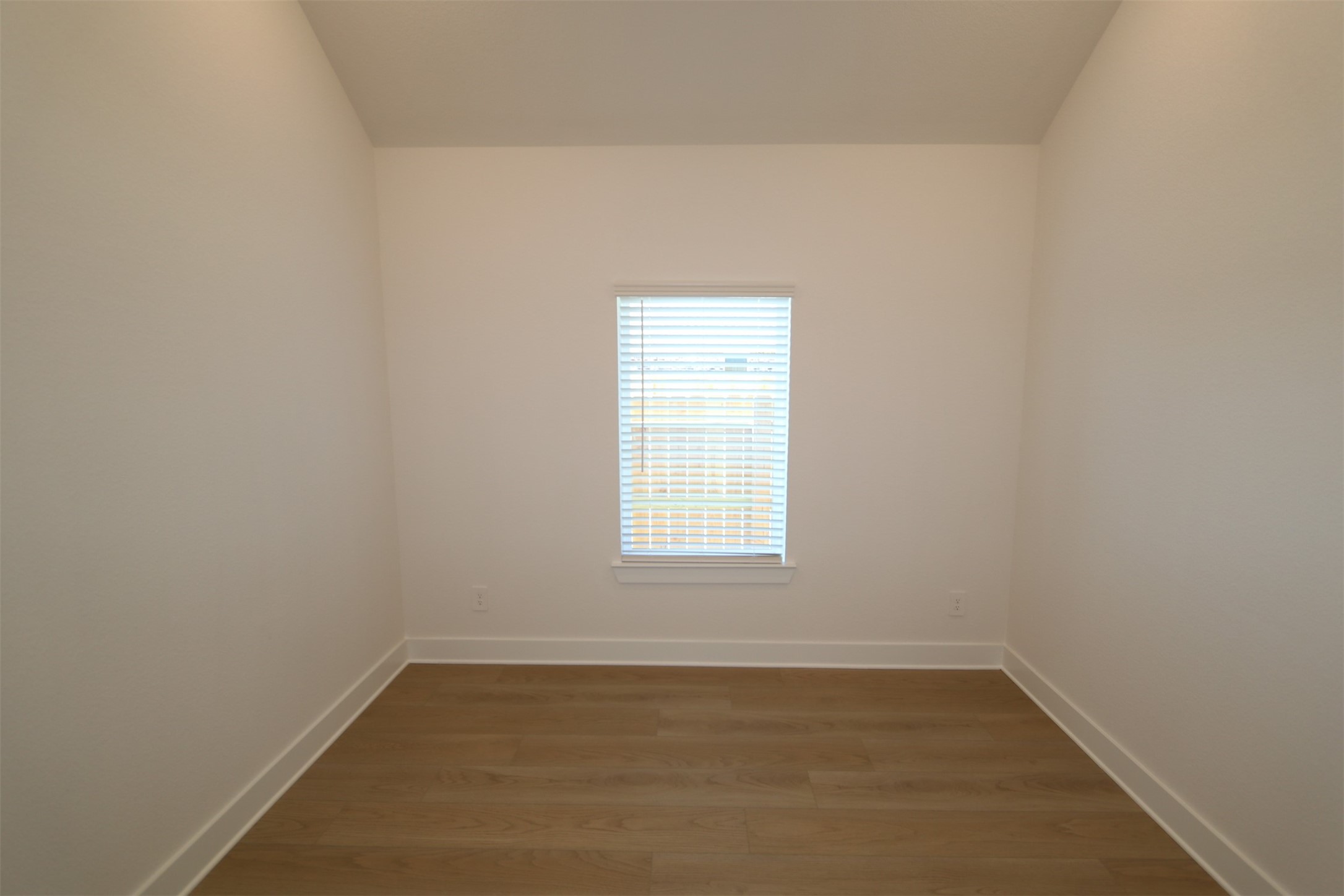 20630 Draper Road Property Photo 23