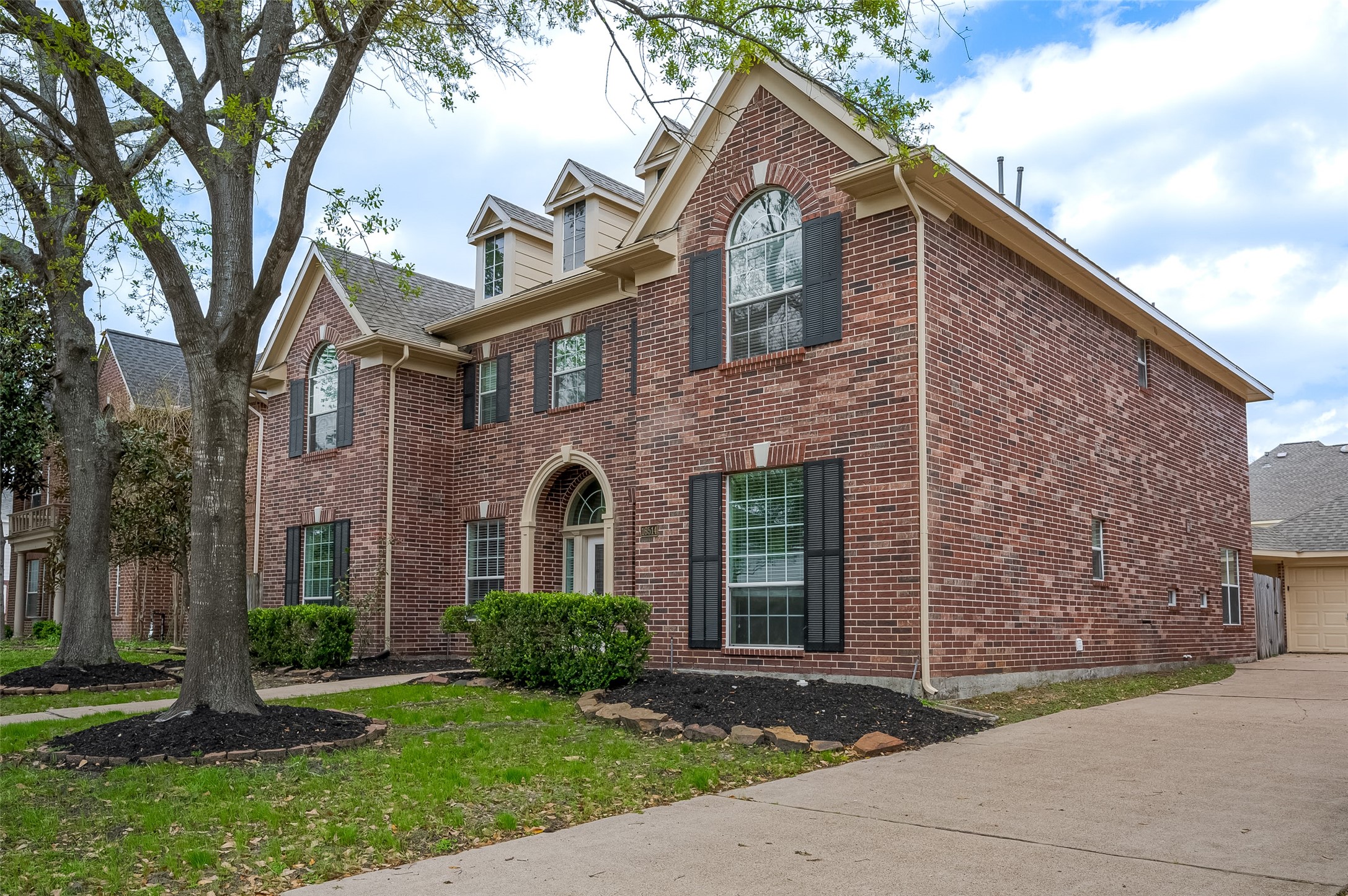 16514 Westwego Trail Property Photo 5