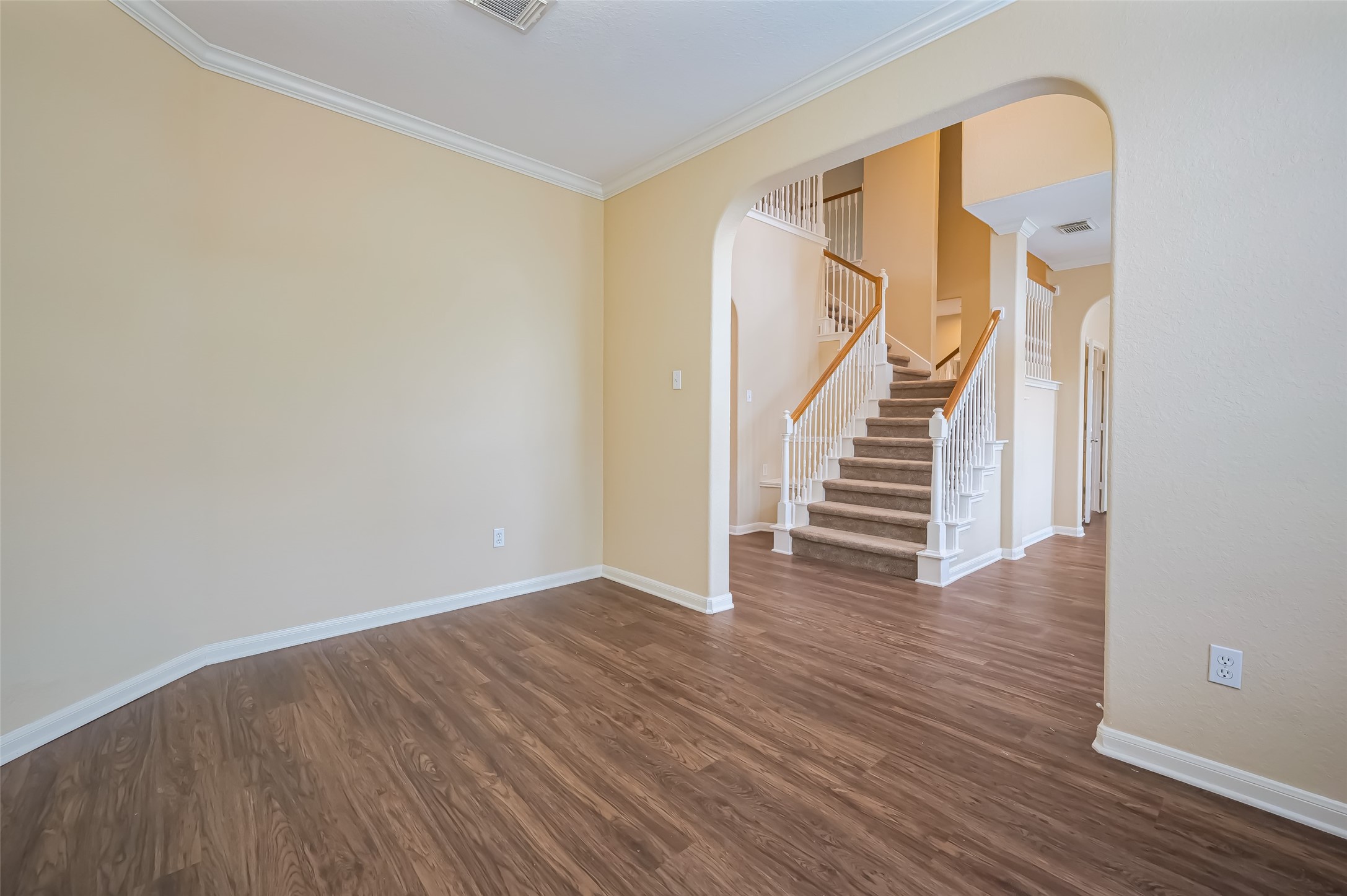 16514 Westwego Trail Property Photo 9