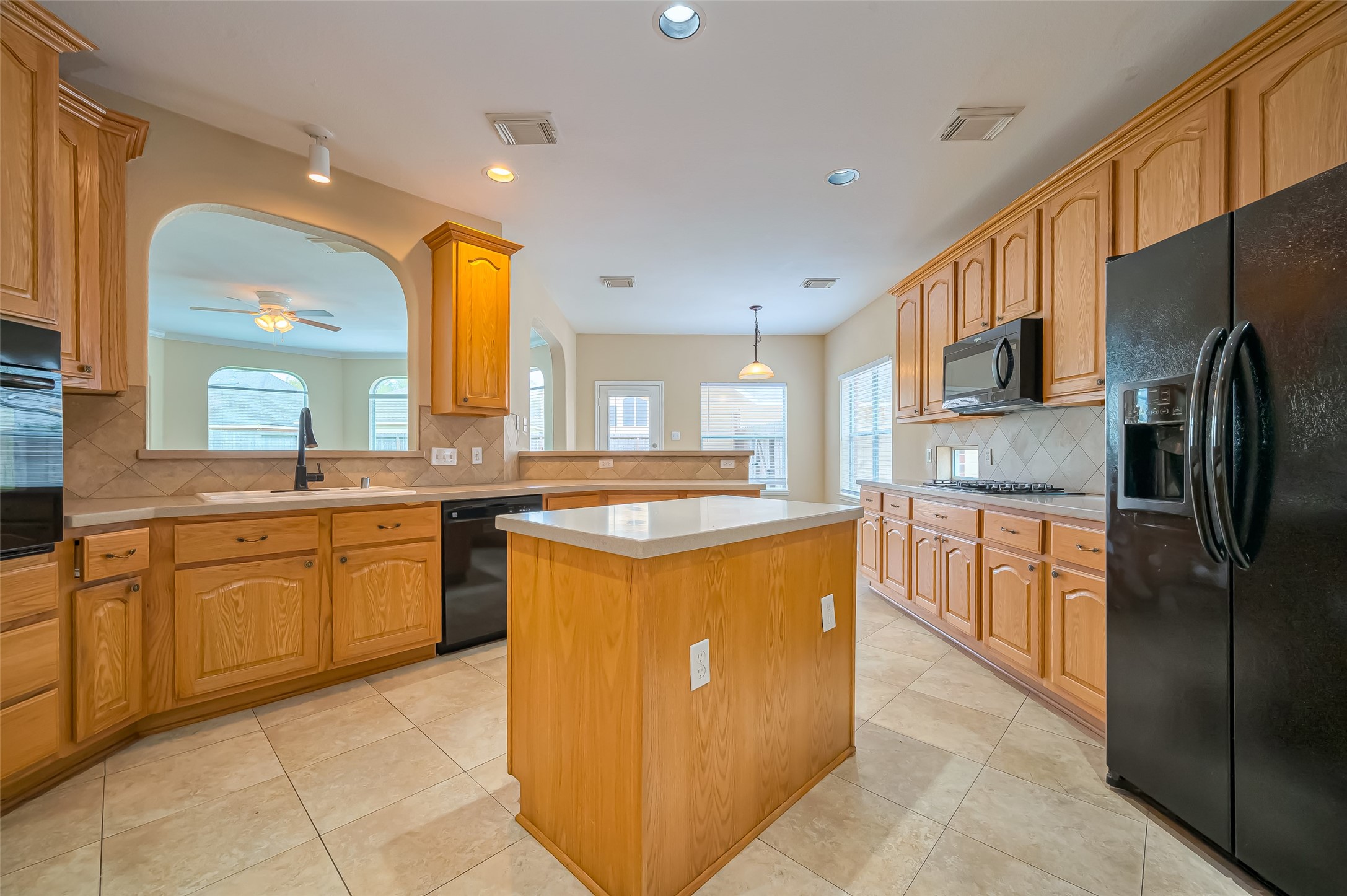 16514 Westwego Trail Property Photo 17