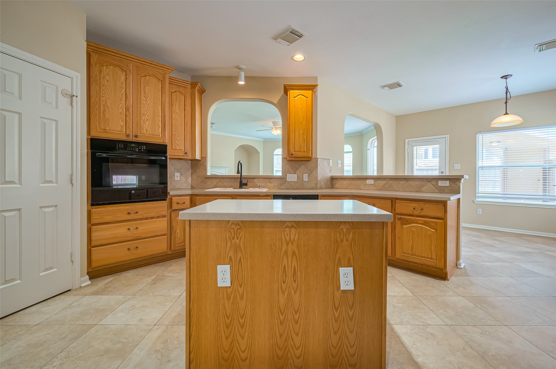 16514 Westwego Trail Property Photo 18