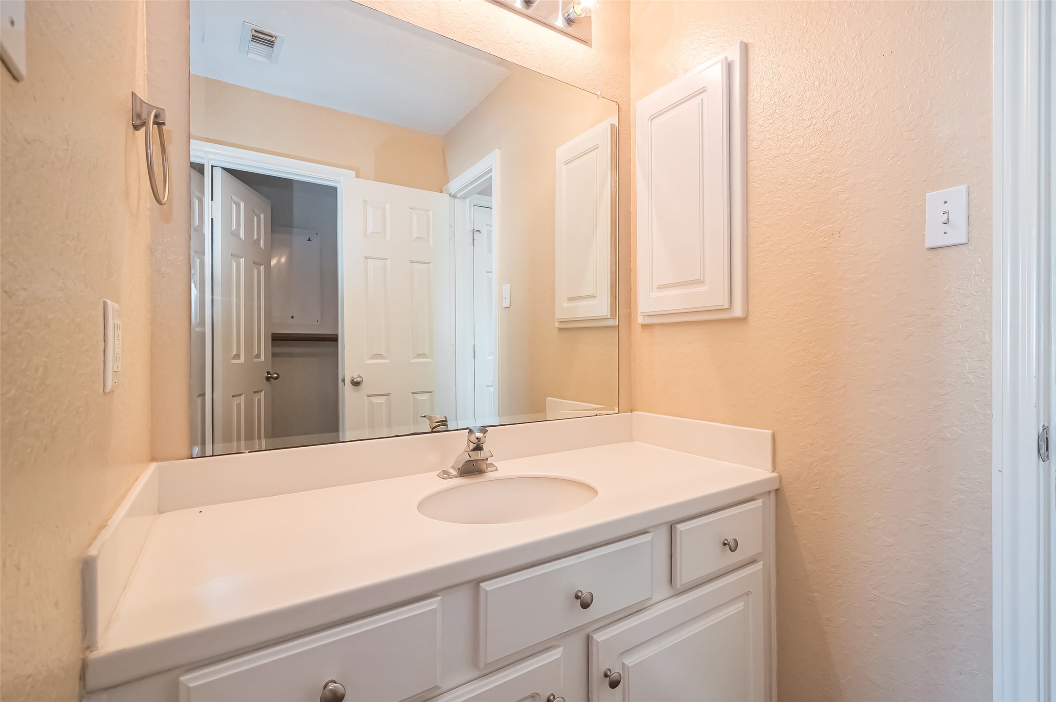 16514 Westwego Trail Property Photo 29
