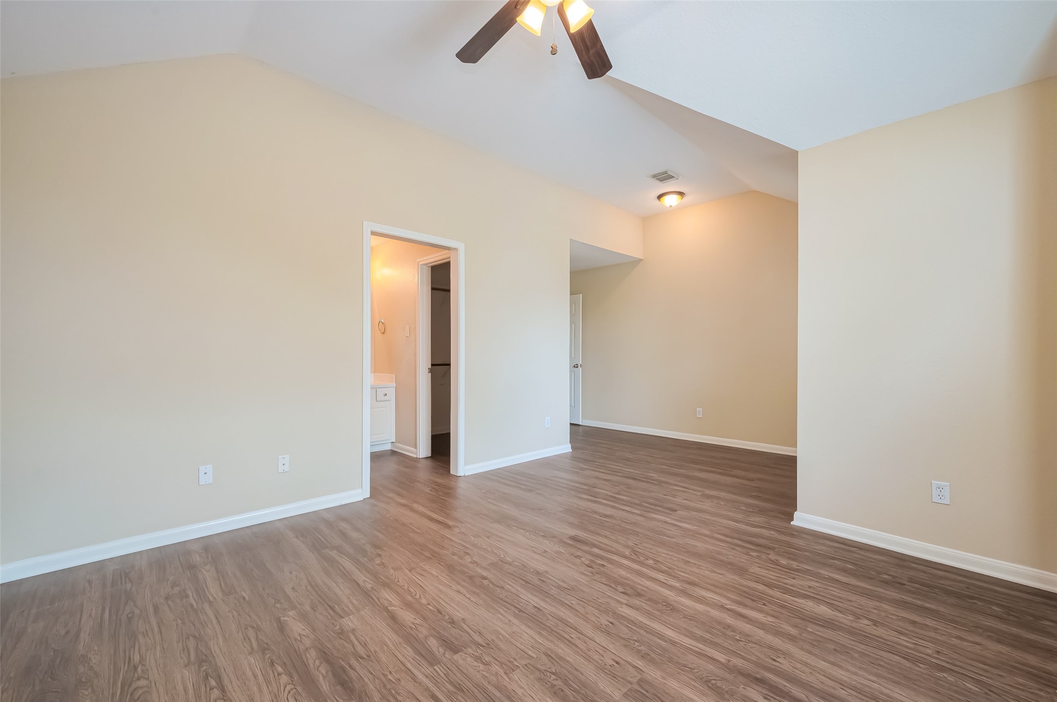 16514 Westwego Trail Property Photo 33