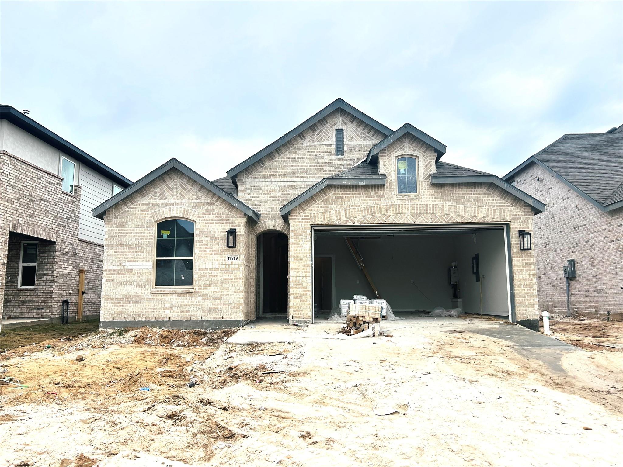 17919 Pathway Forest Lane, Webster TX 77598 Property Photo 1