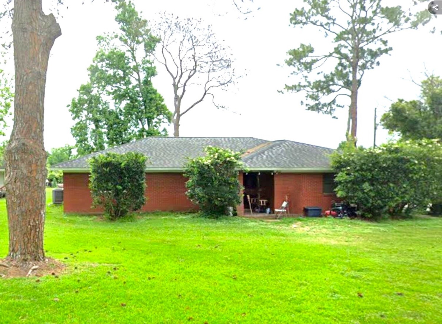 402 Sailfish Street Property Photo 1