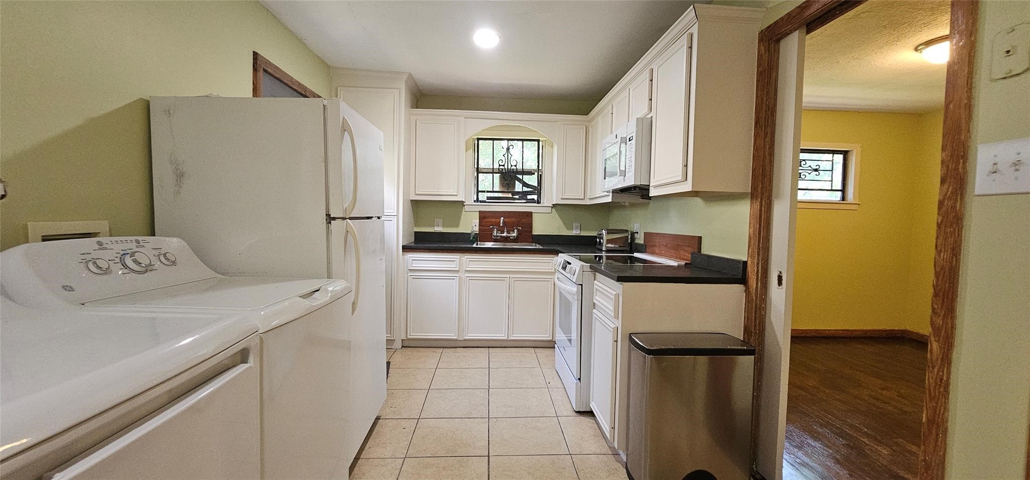 3610 Dennis Street Property Photo 6